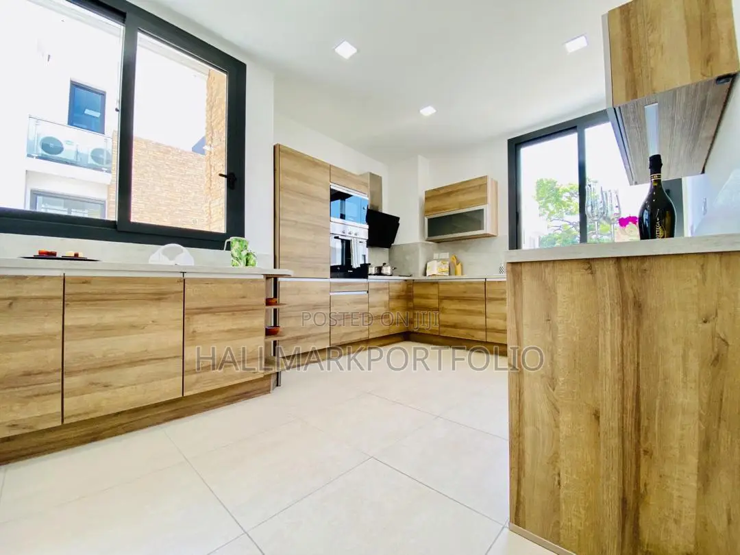 5bdrm Townhouse/Terrace in Ridge for sale in Ridge