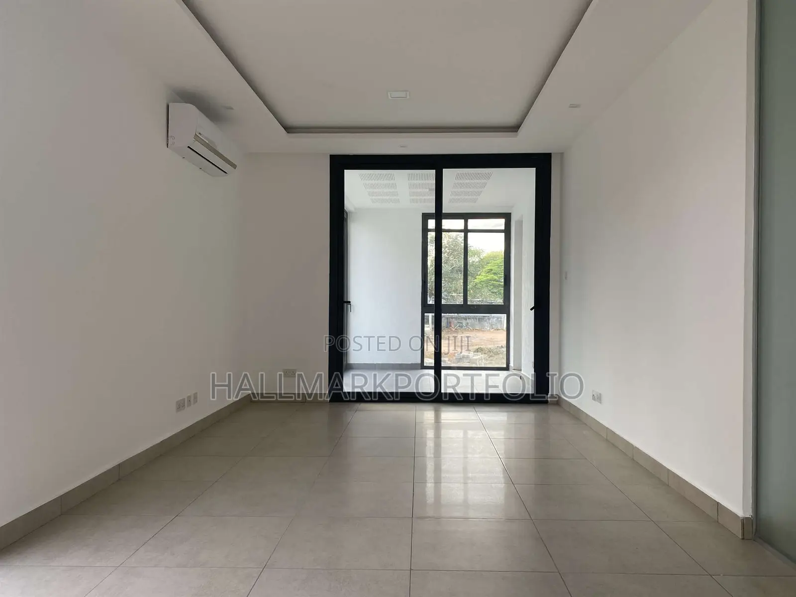 5bdrm Townhouse/Terrace in Ridge for sale in Ridge