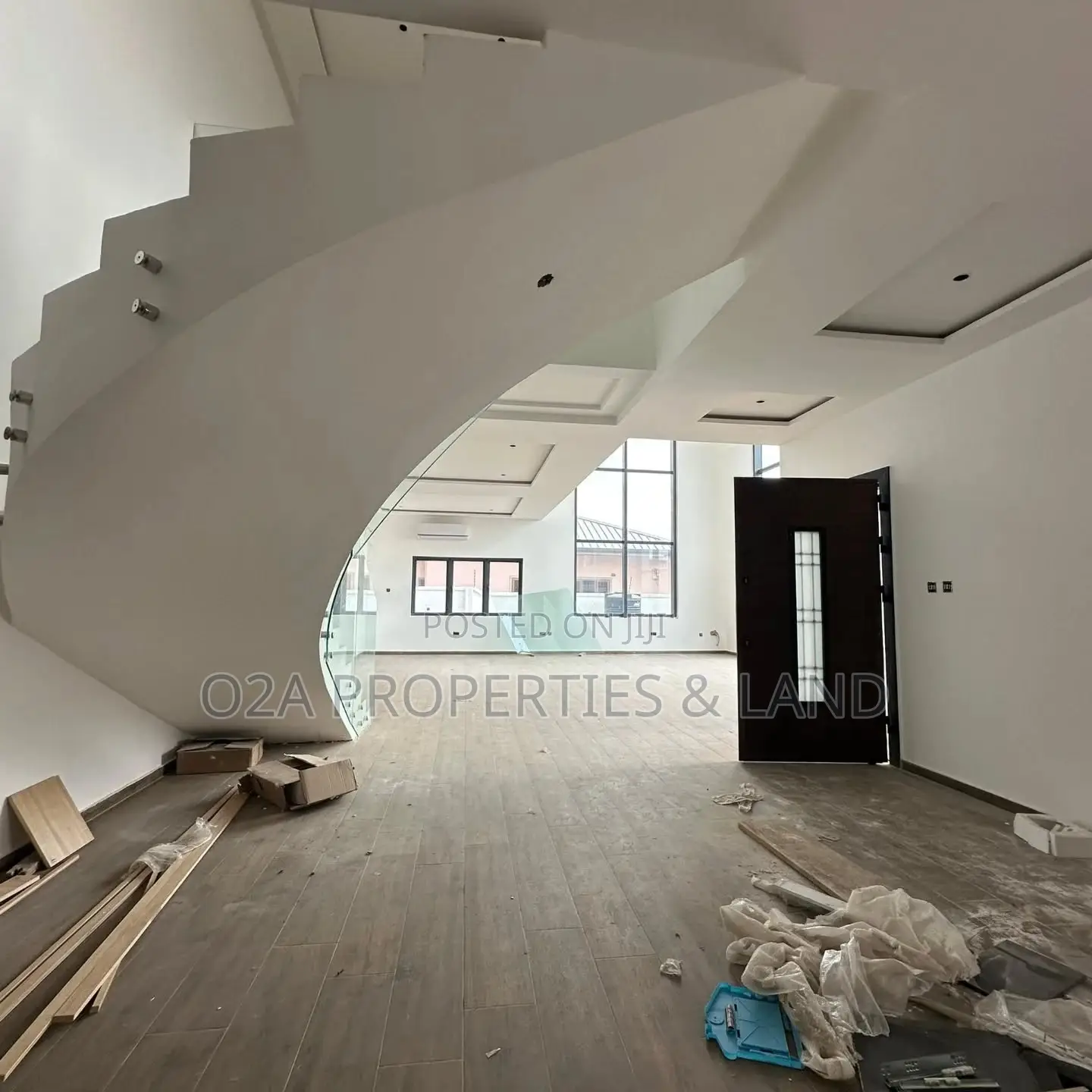 5bdrm House in Lakeside Estate for sale in Lake Side Estate