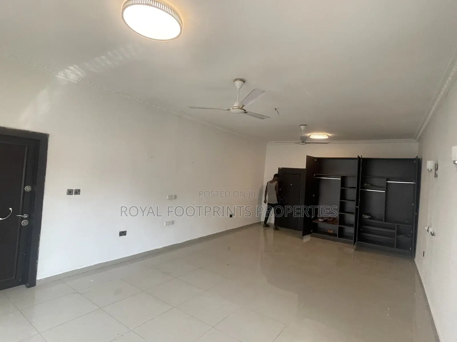 5bdrm House in Adenta for rent in Adenta