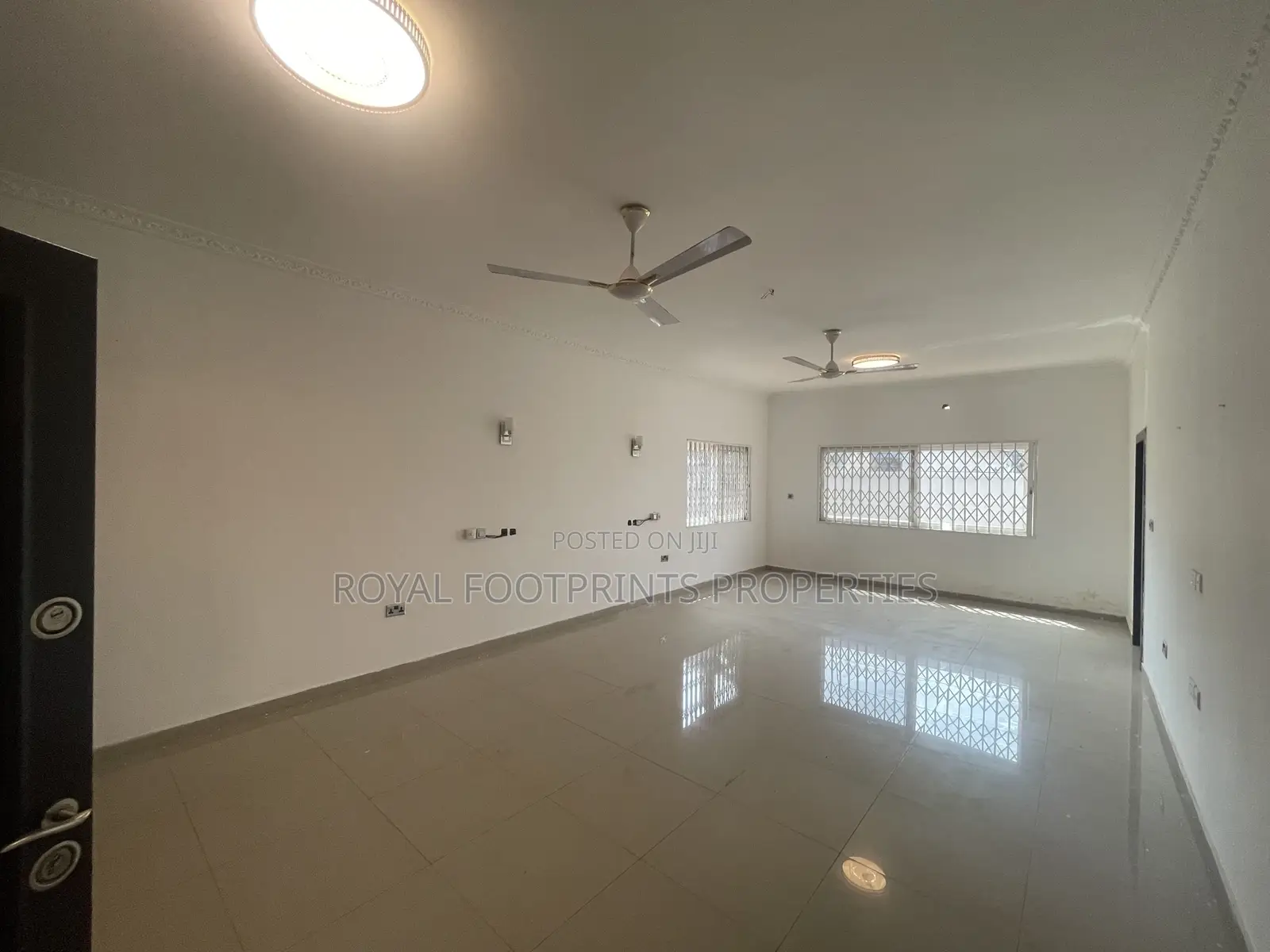 5bdrm House in Adenta for rent in Adenta