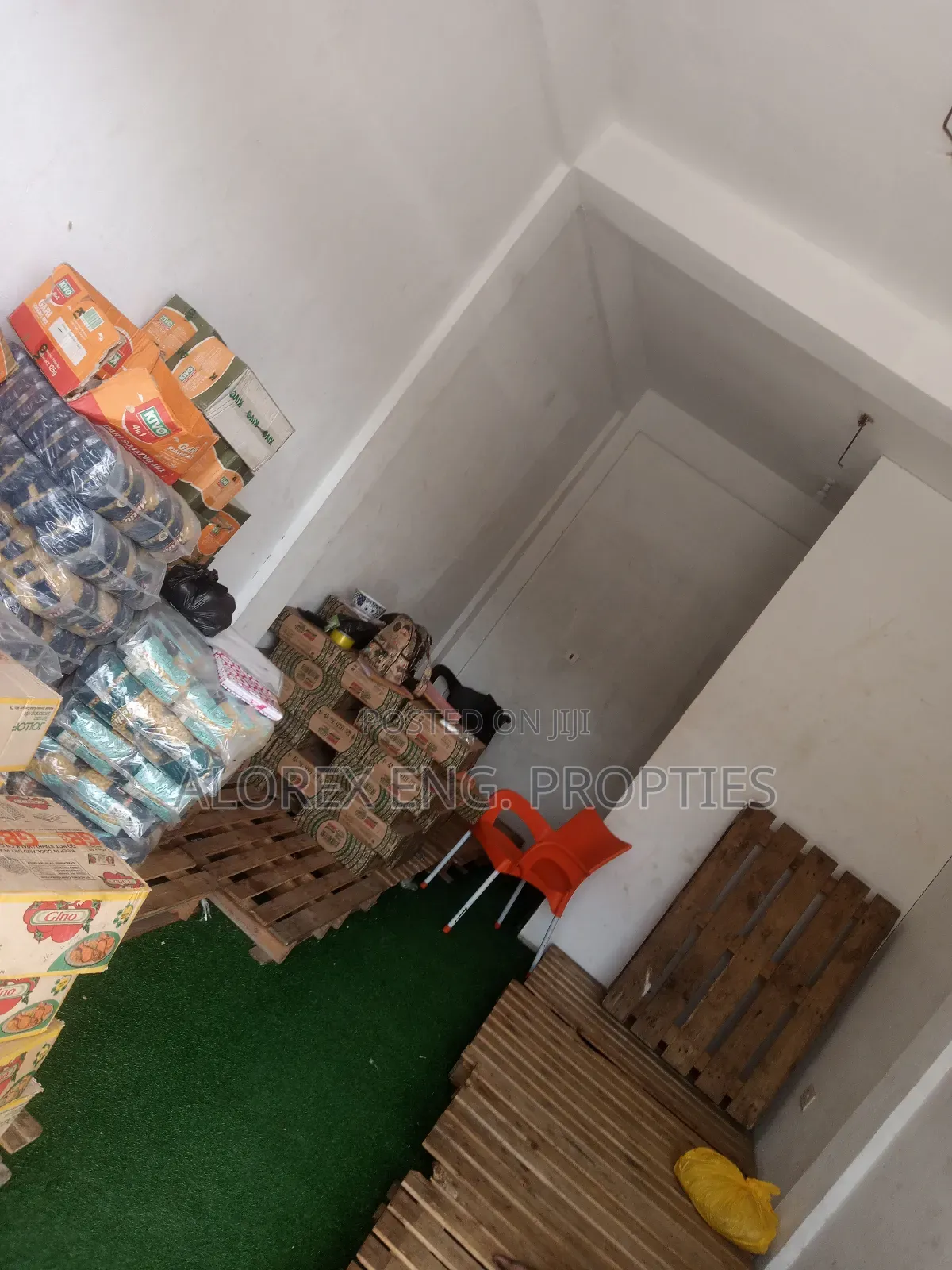 Shop for Rent at Medina Market in Madina