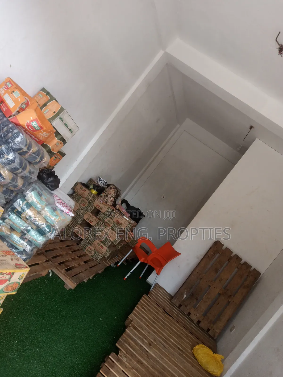 Shop for Rent at Medina Market in Madina