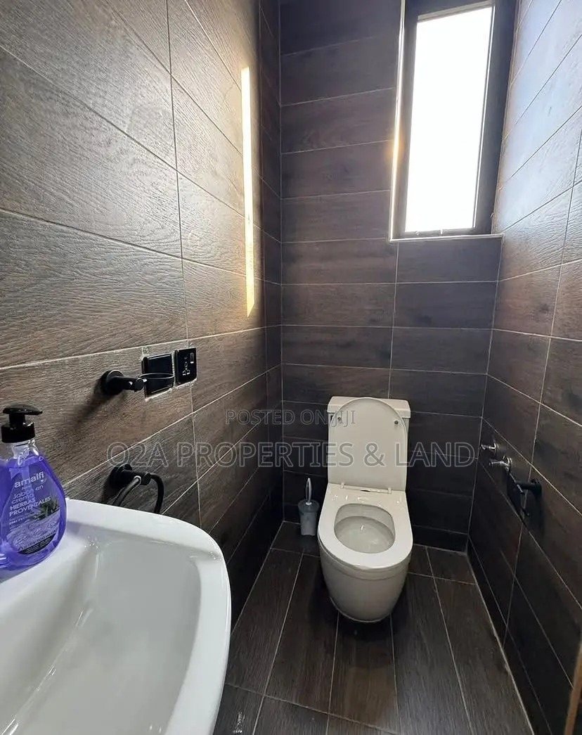 4bdrm House in East Legon Hills, Bawaleshie for sale in Bawaleshie