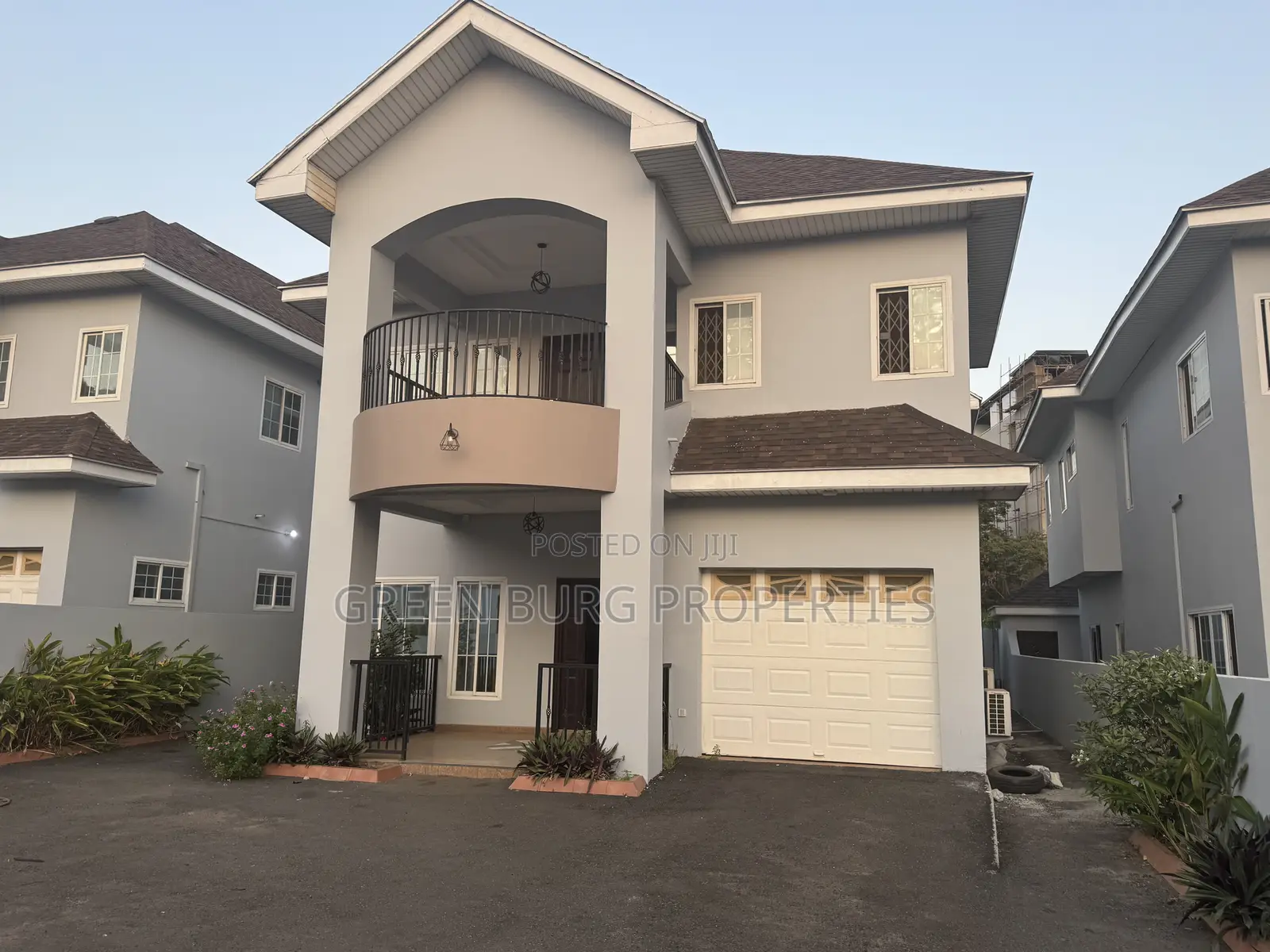 4bdrm Townhouse / Terrace in Cantonments for rent in Cantonments