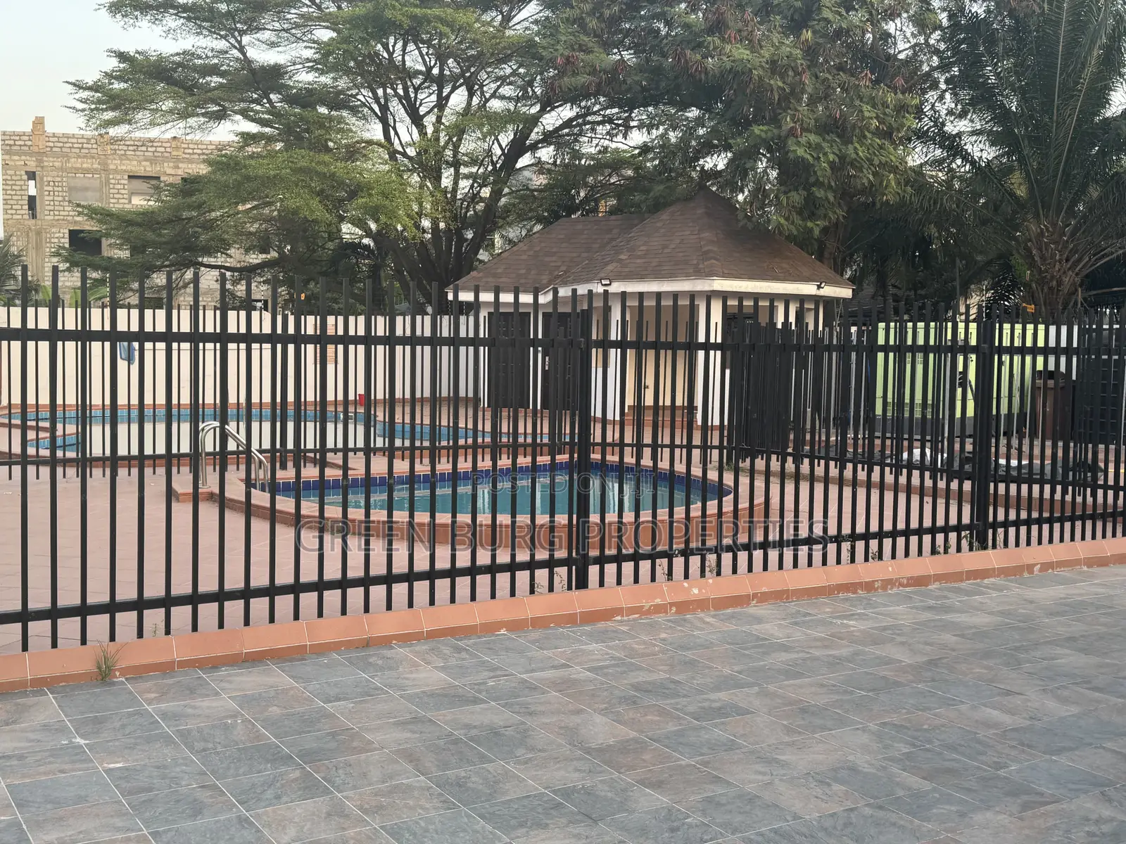 4bdrm Townhouse / Terrace in Cantonments for rent in Cantonments