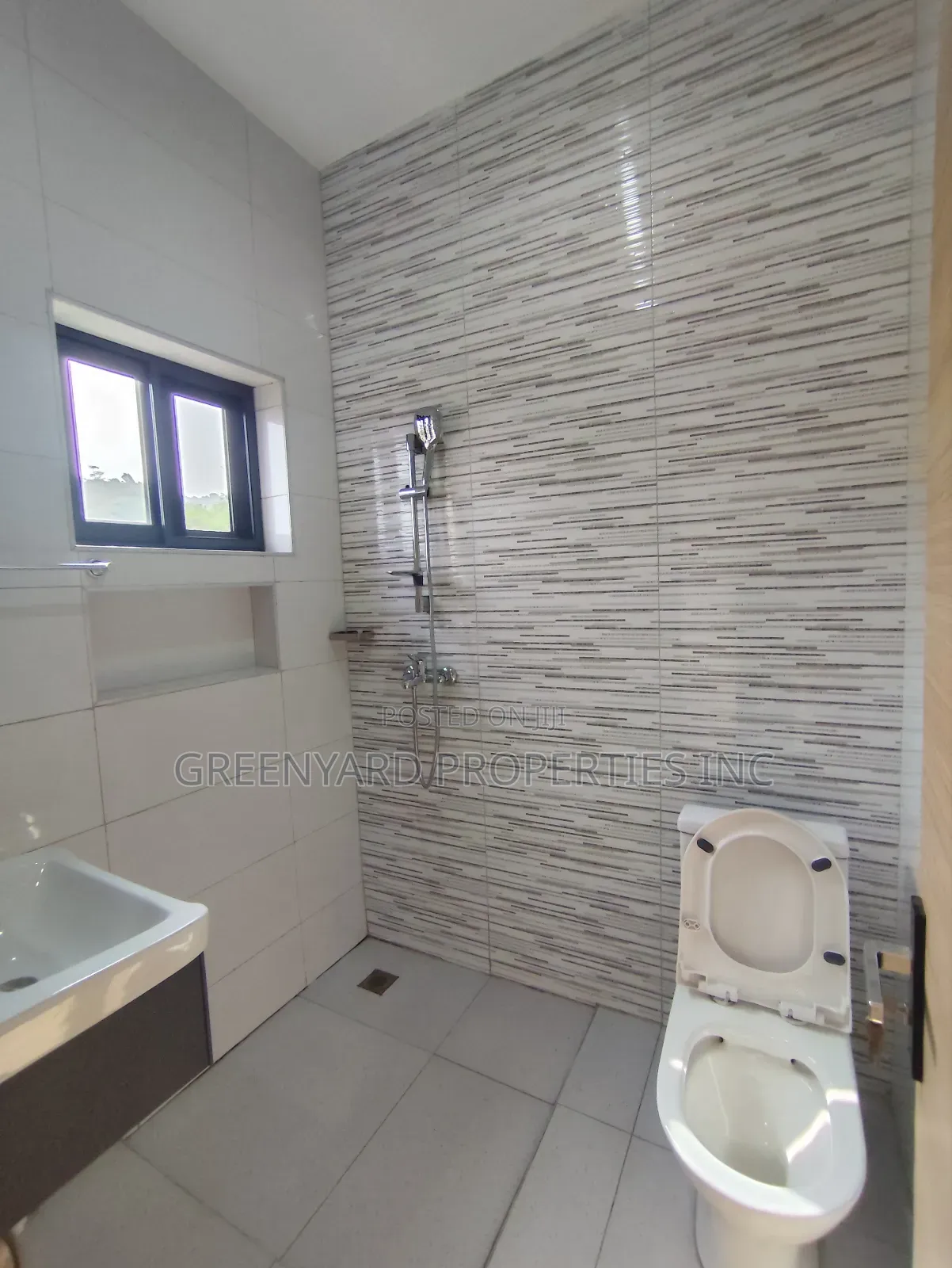 3bdrm House in Teiman, Oyarifa for sale in Oyarifa