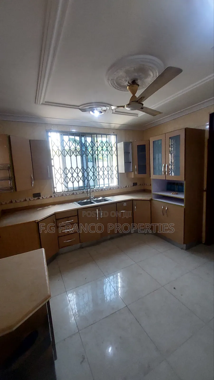 5bdrm House in Kg. Franco, Airport Residential Area for rent in Airport Residential Area