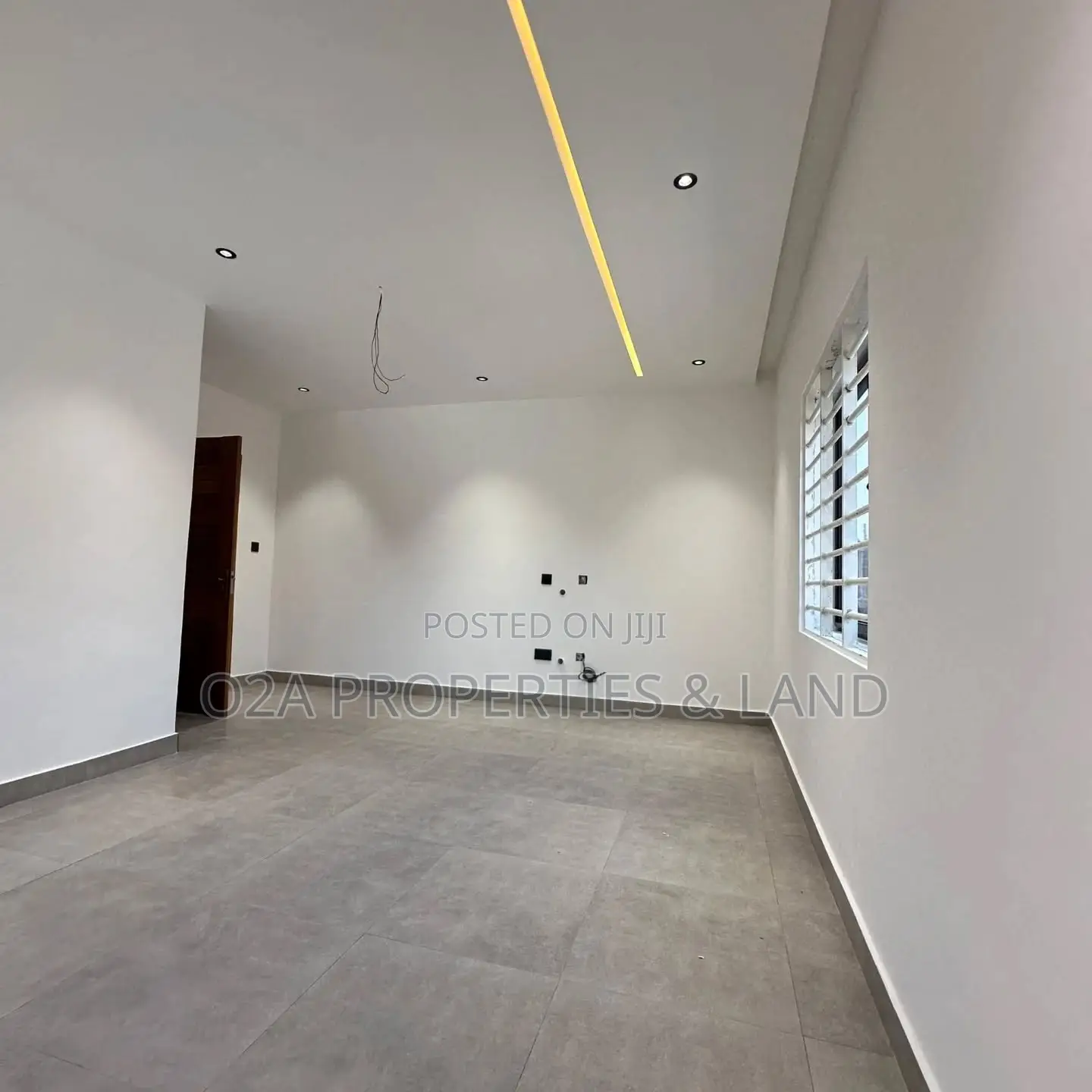 4bdrm House in Ashaley Botwe for sale in Lake Side Estate