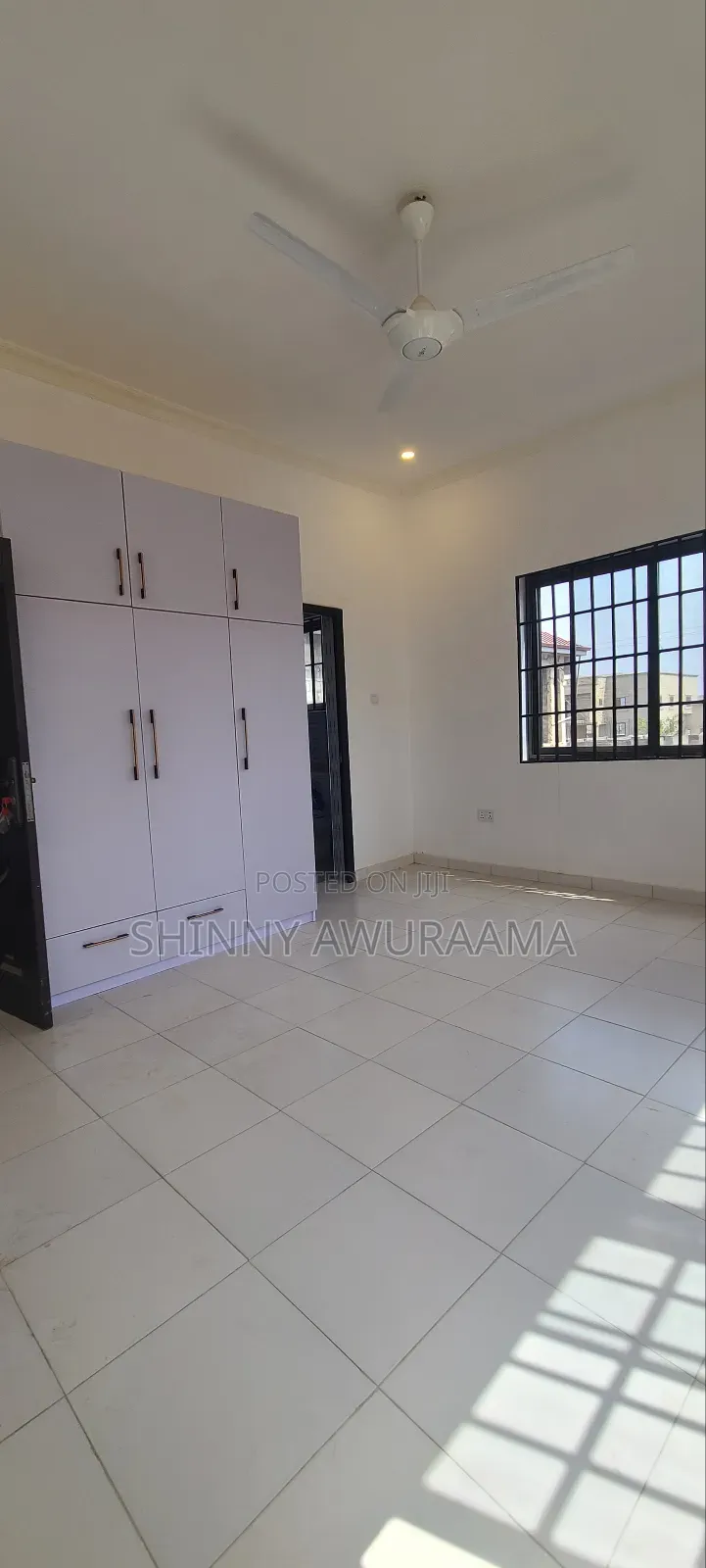 4bdrm House in Lakeside Estate for sale in Lake Side Estate