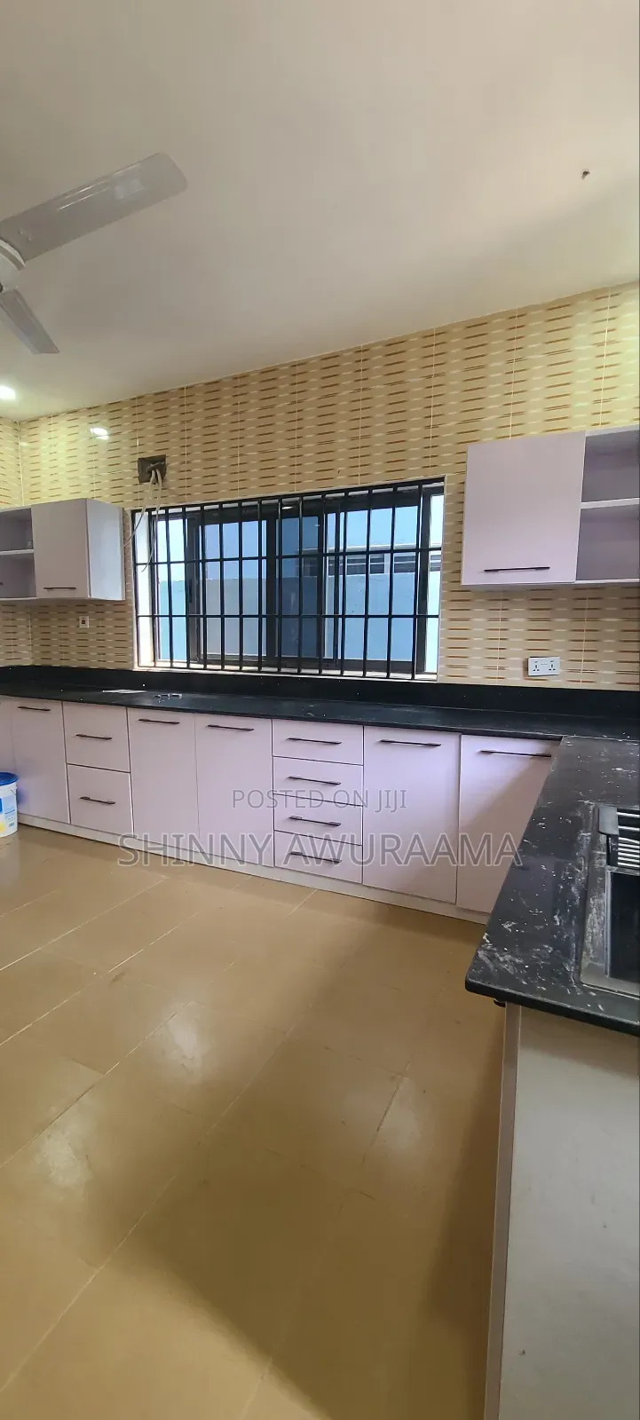 4bdrm House in Lakeside Estate for sale in Lake Side Estate