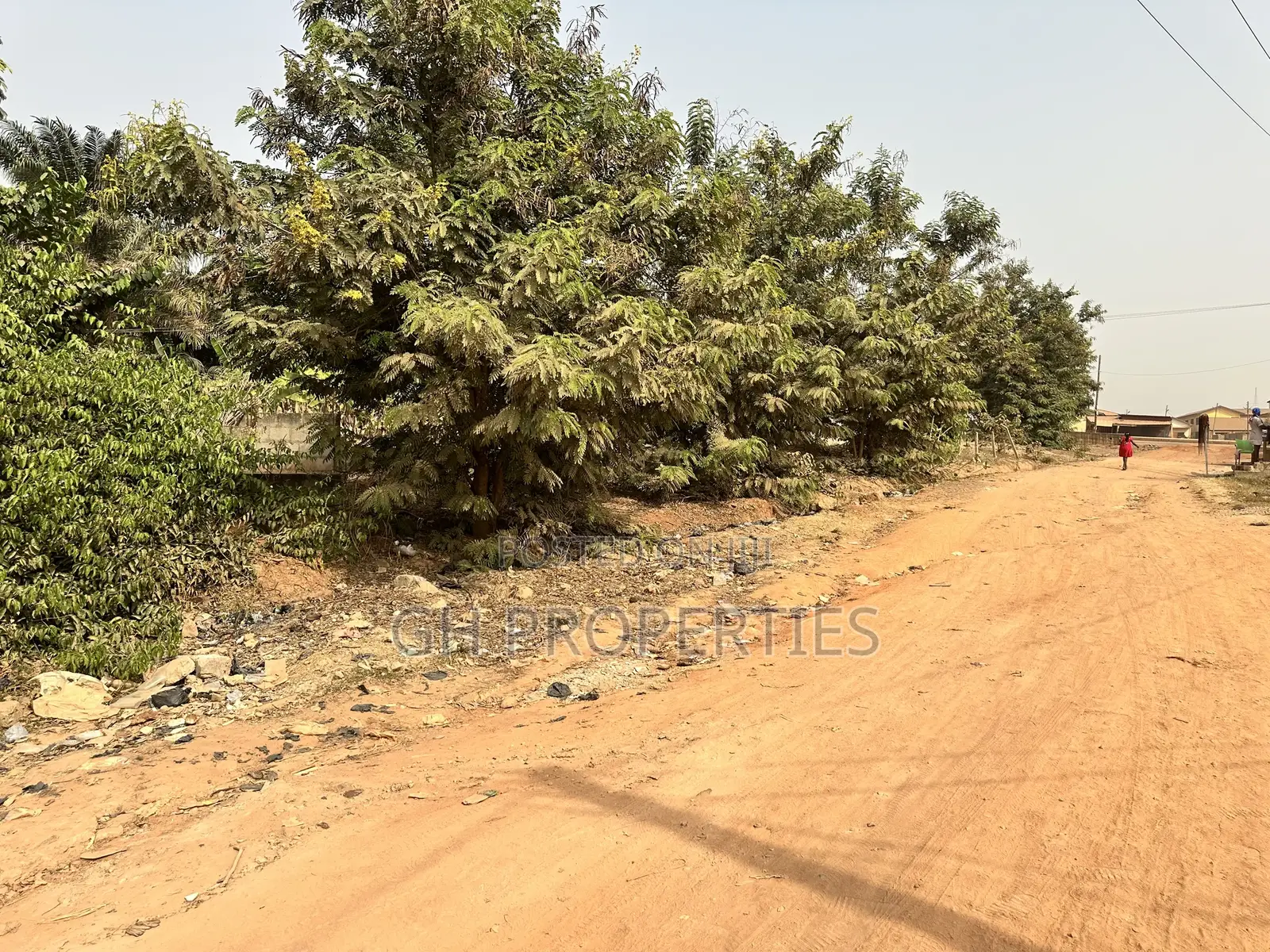 Half Daban Second Plot to Main Road. in Kumasi Metropolitan