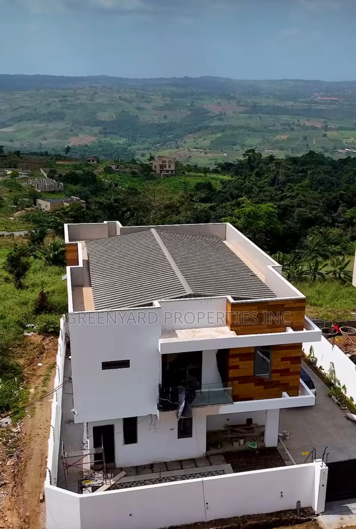 4bdrm House in Adonten, Aburi for sale in Aburi