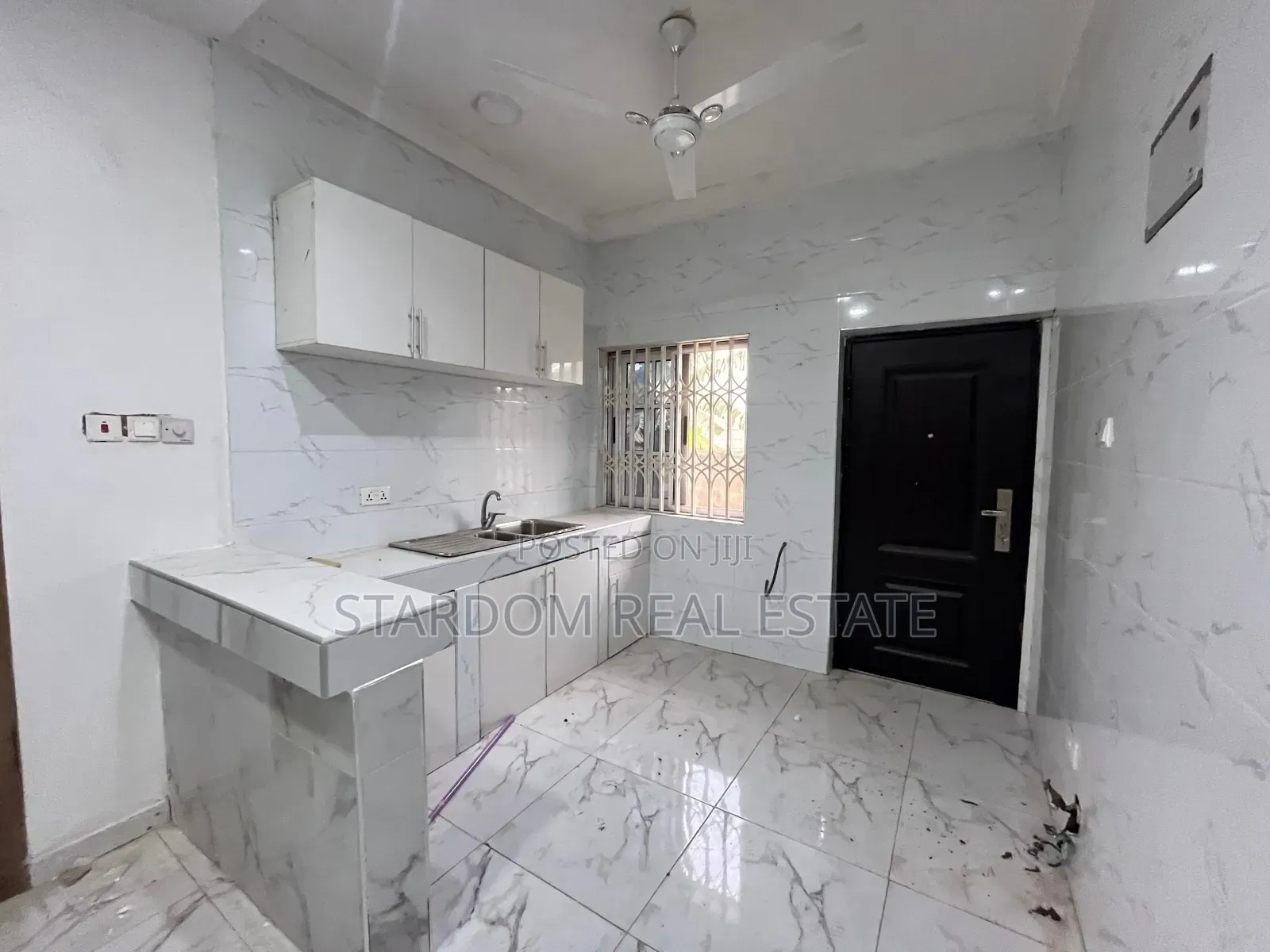 1bdrm Apartment in Adjiriganor for rent in Adjiriganor