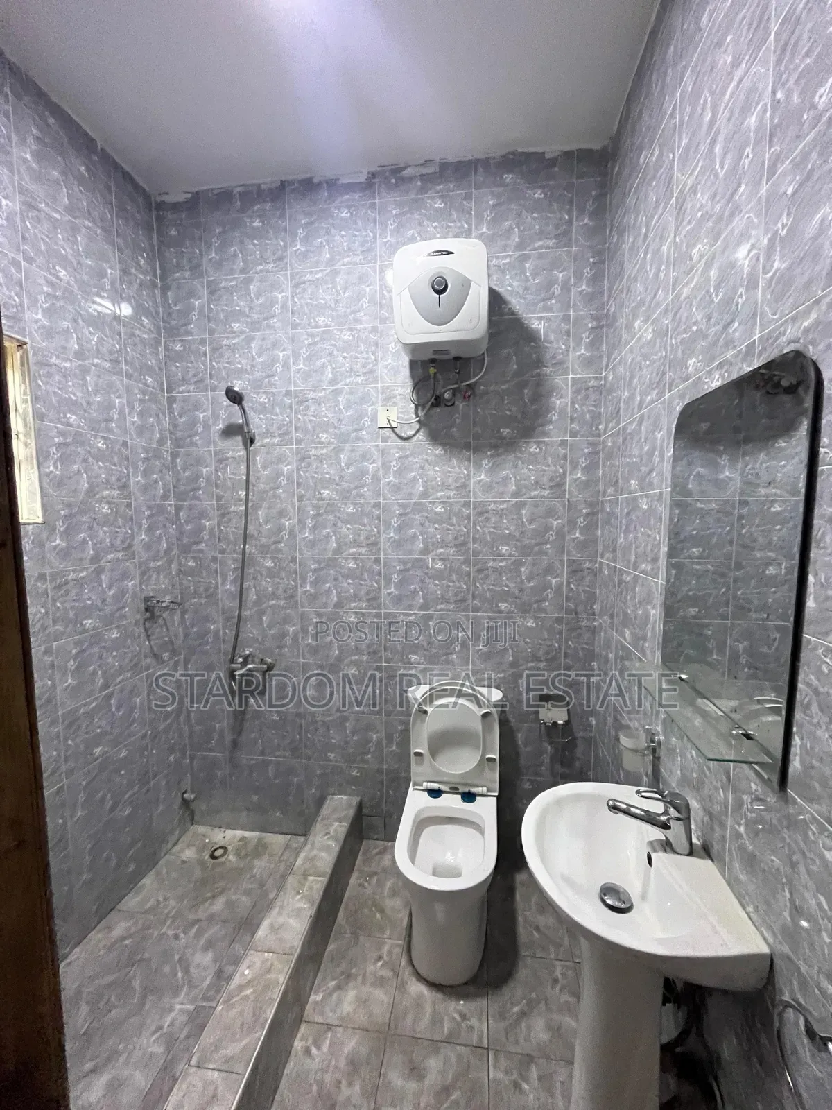 1bdrm Apartment in Adjiriganor for rent in Adjiriganor