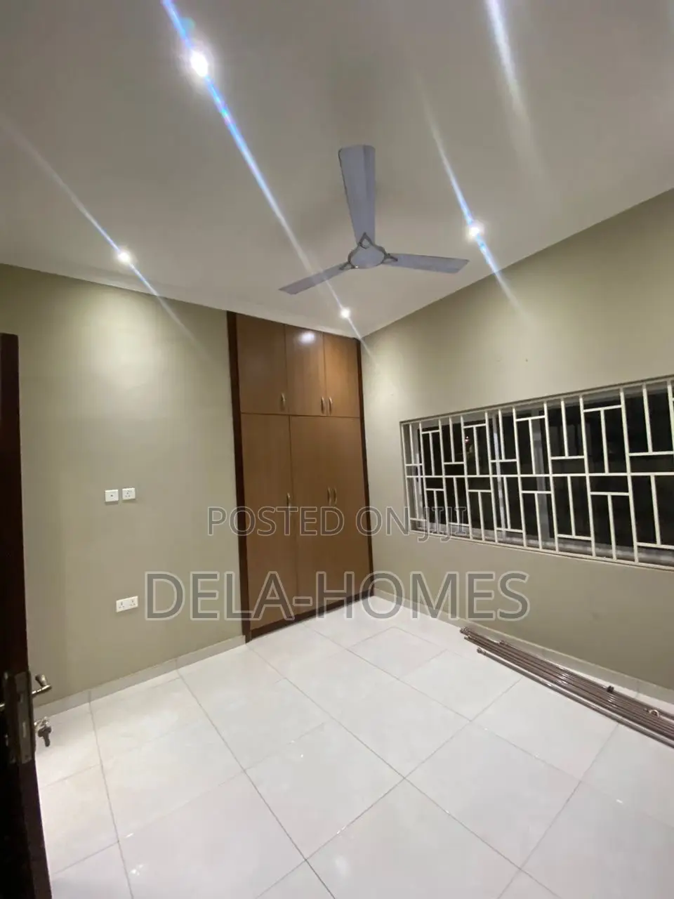 4 Bedroom House in Adenta