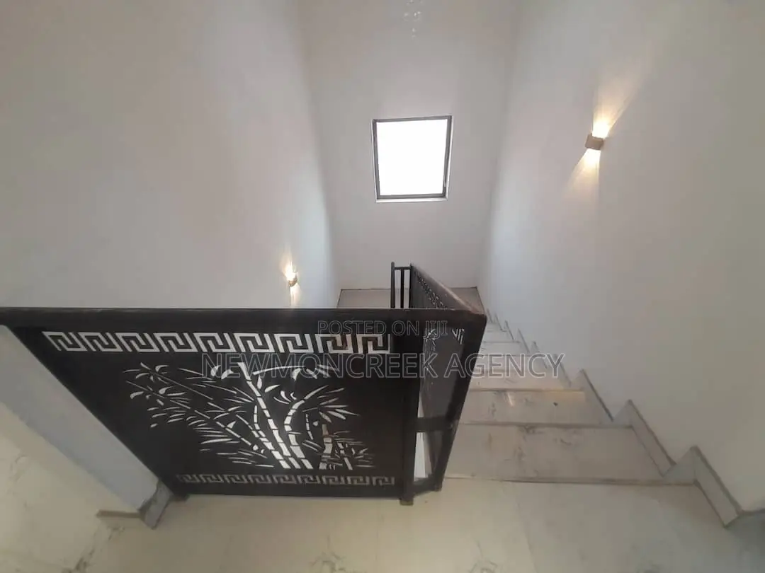 4bdrm Duplex in East Legon Annex, Accra Metropolitan for sale in Accra Metropolitan