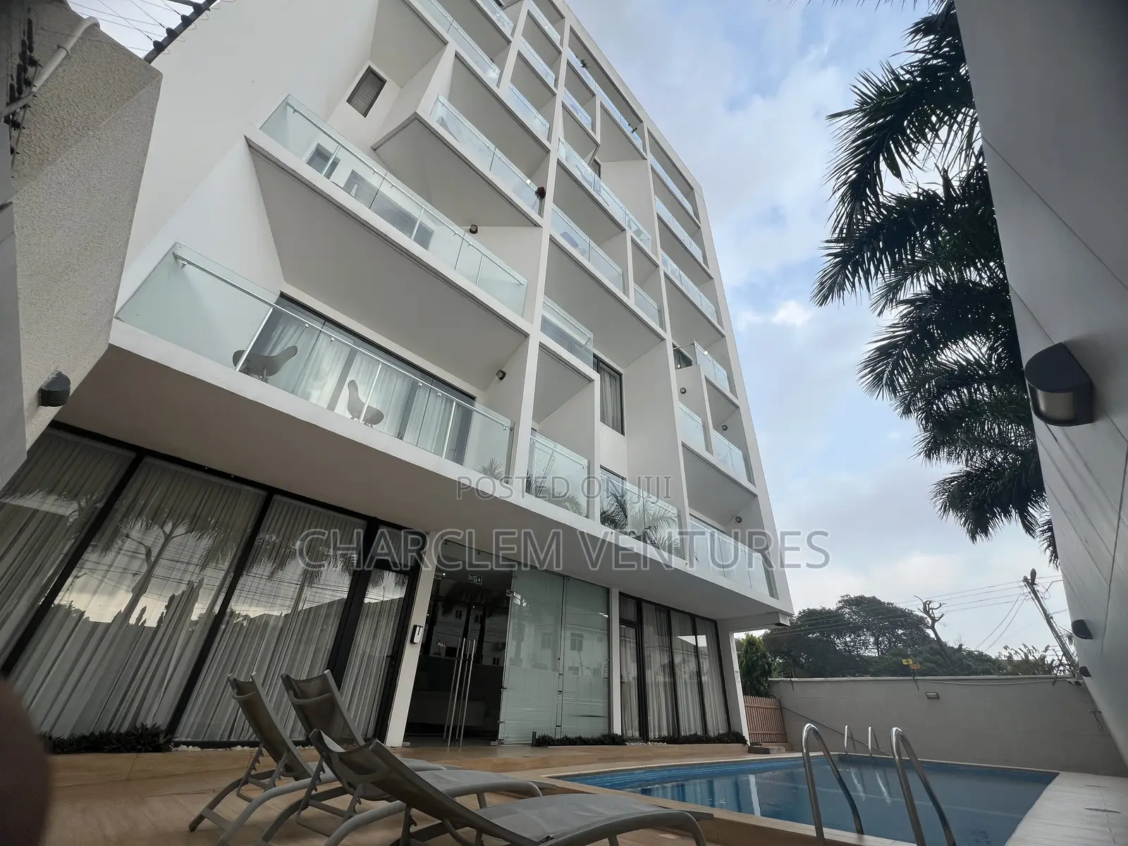 Furnished 1bdrm Apartment in Cantonment-A Few, Cantonments for sale in Cantonments