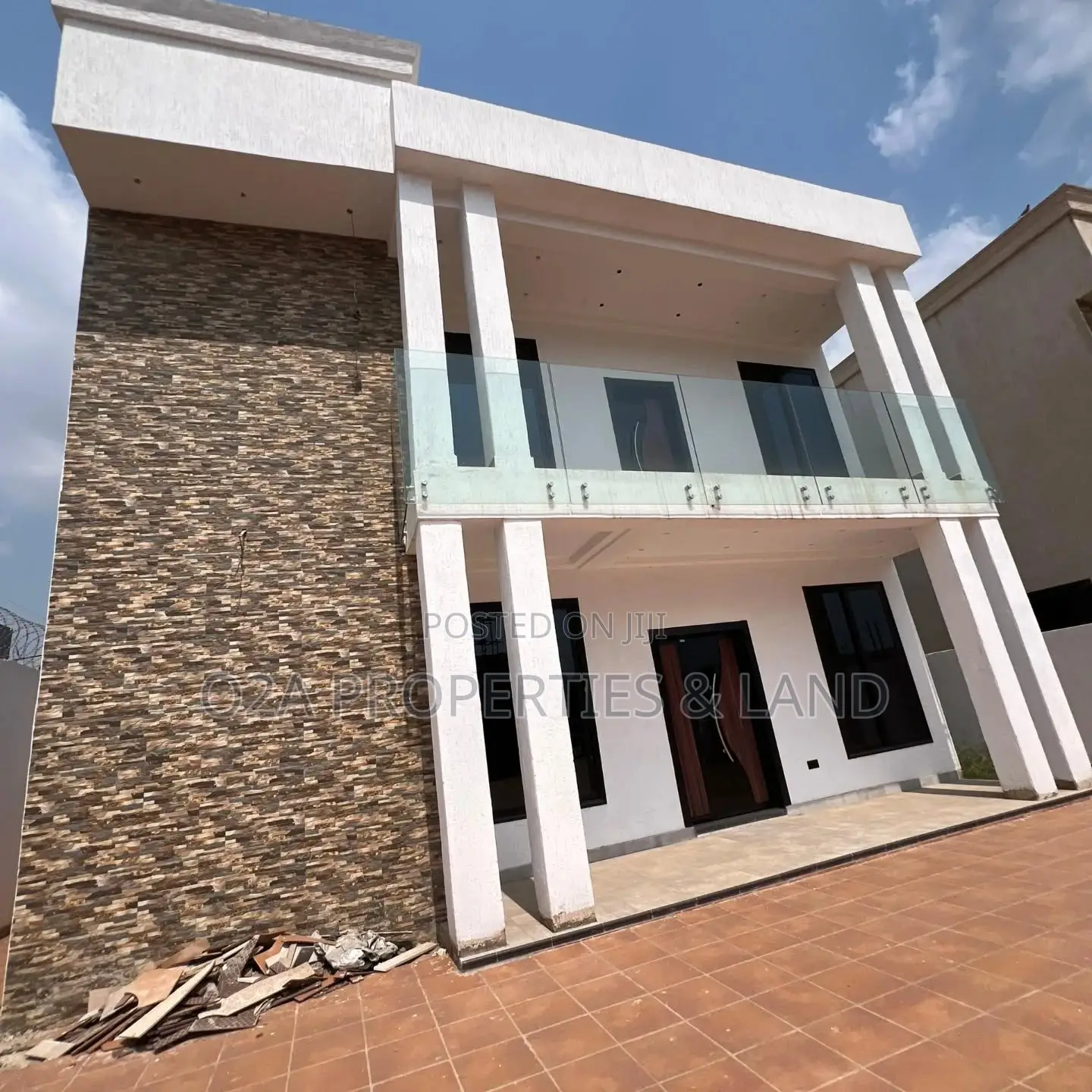 4bdrm House in East Legon, American House for sale in American House