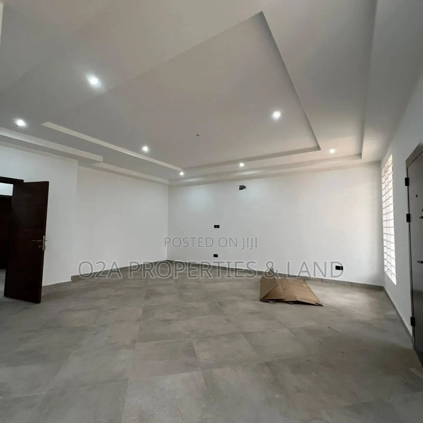 4bdrm House in East Legon, American House for sale in American House