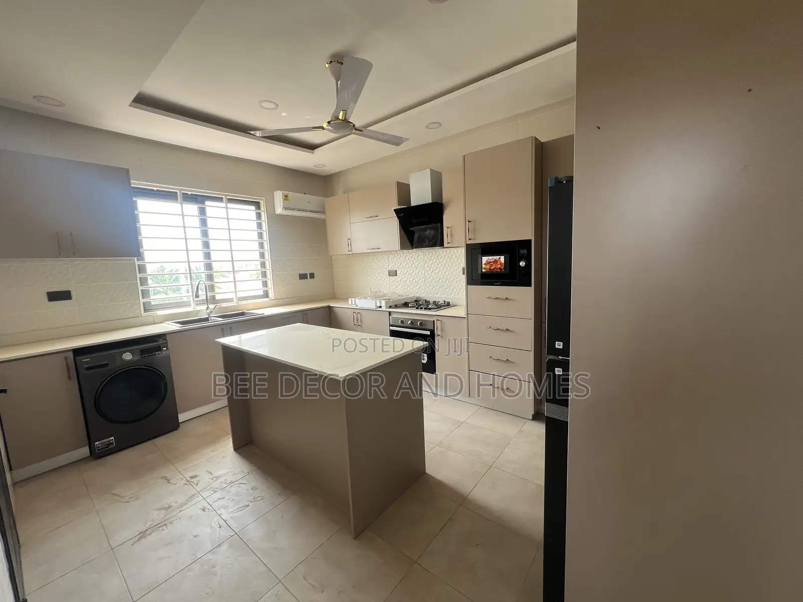 3bdrm Apartment in Agbogba Junction, Abokobi for rent in Abokobi