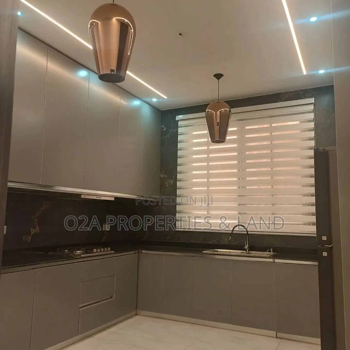 3bdrm House in Achimota, School Area for sale in School Area