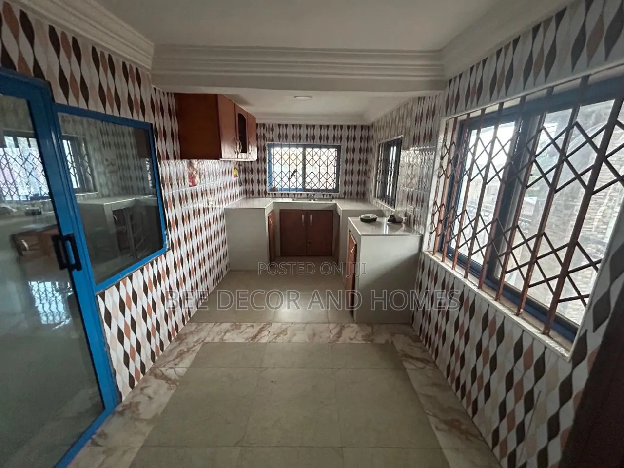 8bdrm Mansion in Bee Decor & Homes, Abokobi for sale in Abokobi