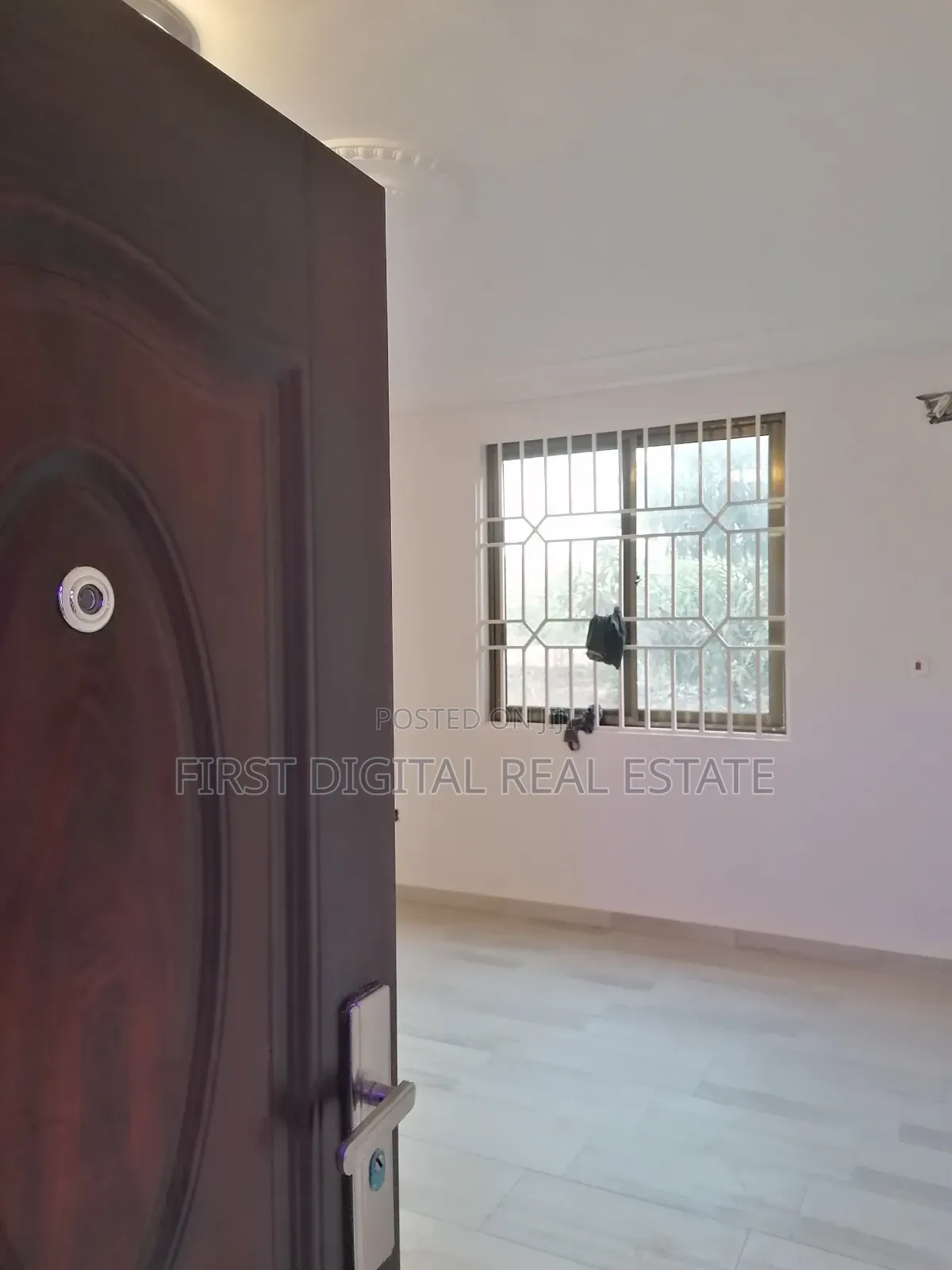 Chamber and Hall Self Contain for Rent at Bontianor in Ga South Municipal