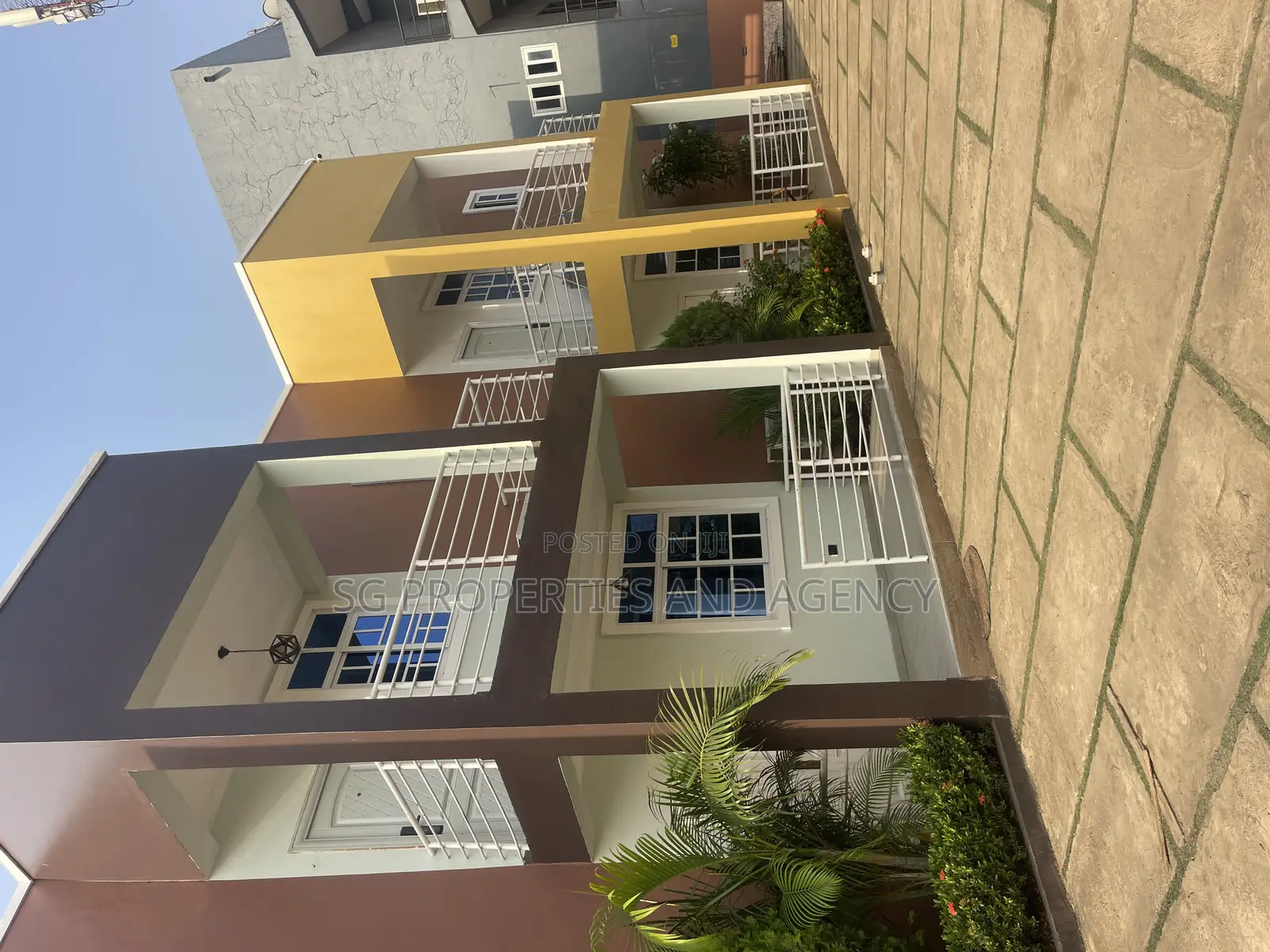 2bdrm Townhouse / Terrace in Tseaddo, Airport Residential Area in Airport Residential Area