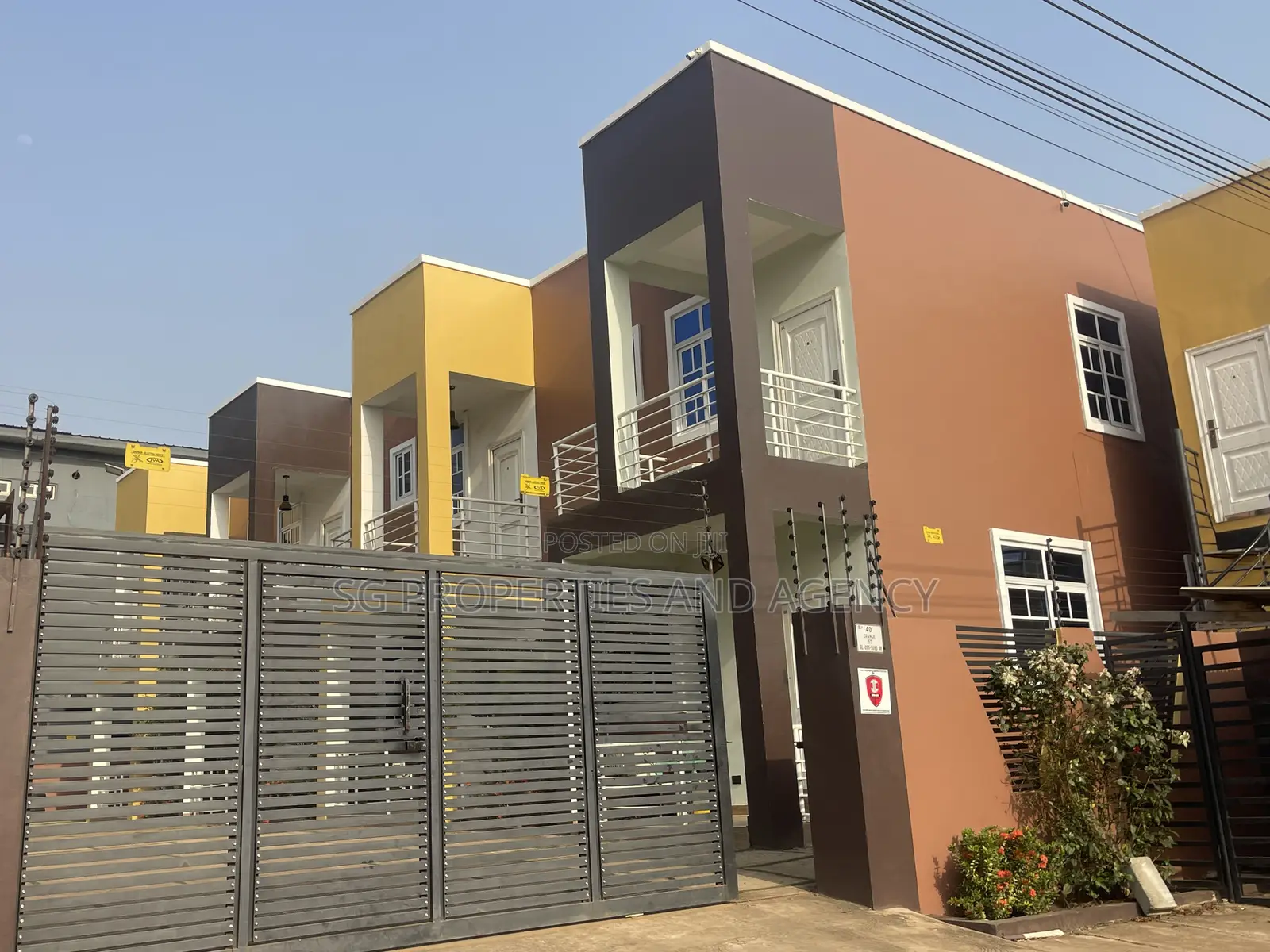2bdrm Townhouse / Terrace in Tseaddo, Airport Residential Area in Airport Residential Area
