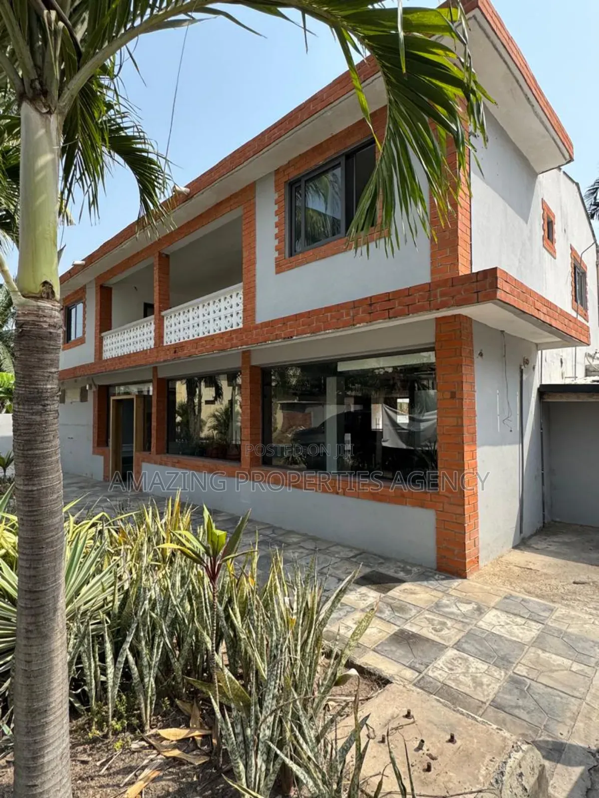7bdrm House in Office Space Labone, Adjiriganor for rent in Adjiriganor