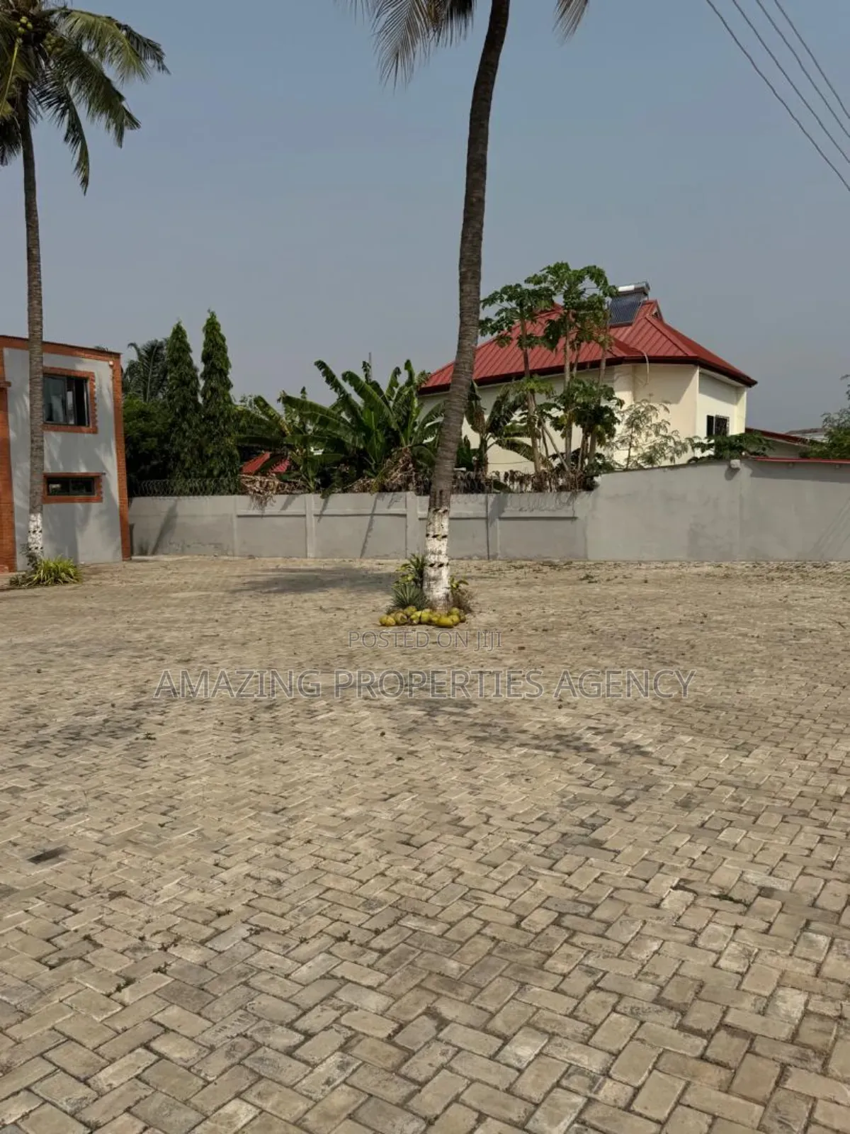 7bdrm House in Office Space Labone, Adjiriganor for rent in Adjiriganor