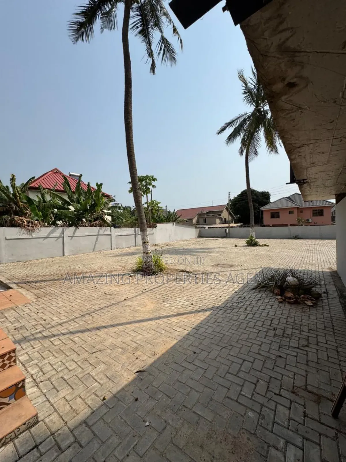7bdrm House in Office Space Labone, Adjiriganor for rent in Adjiriganor