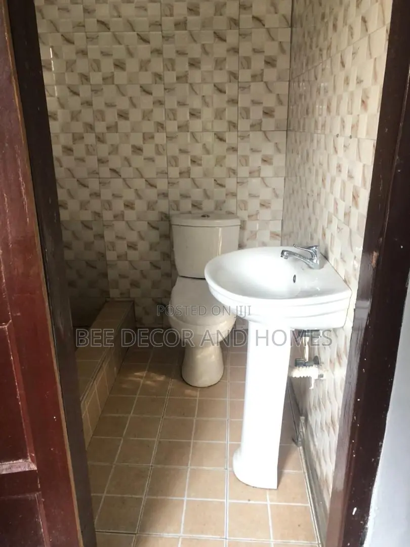 1bdrm Room & Parlour in Bee Decor & Homes, Adenta for rent in Adenta