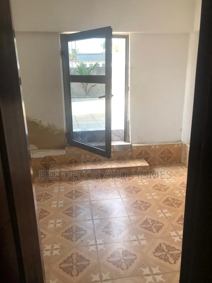 1bdrm Room & Parlour in Bee Decor & Homes, Adenta for rent in Adenta