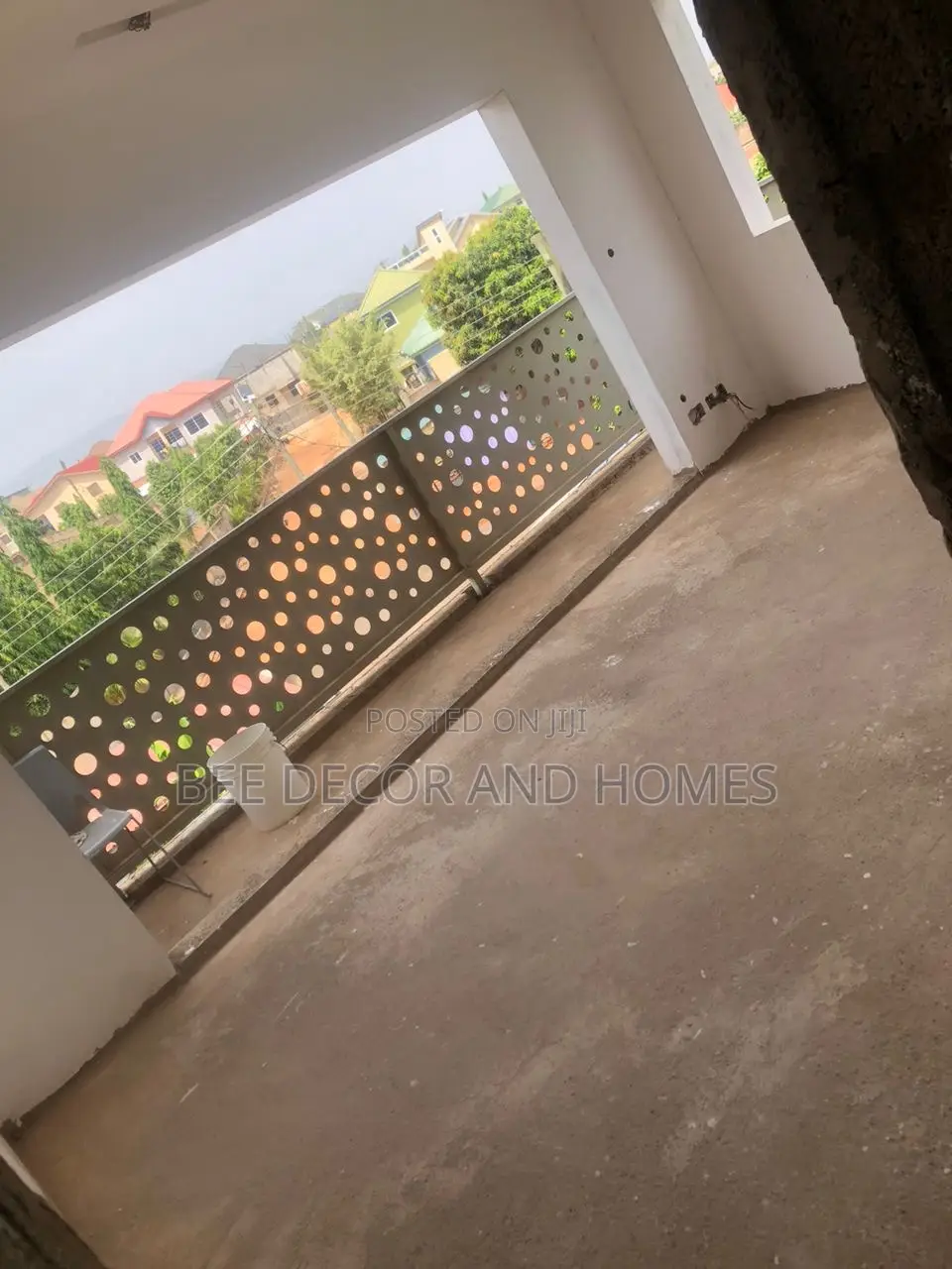 6bdrm House in Bee Decor & Homes, Adenta for sale in Adenta