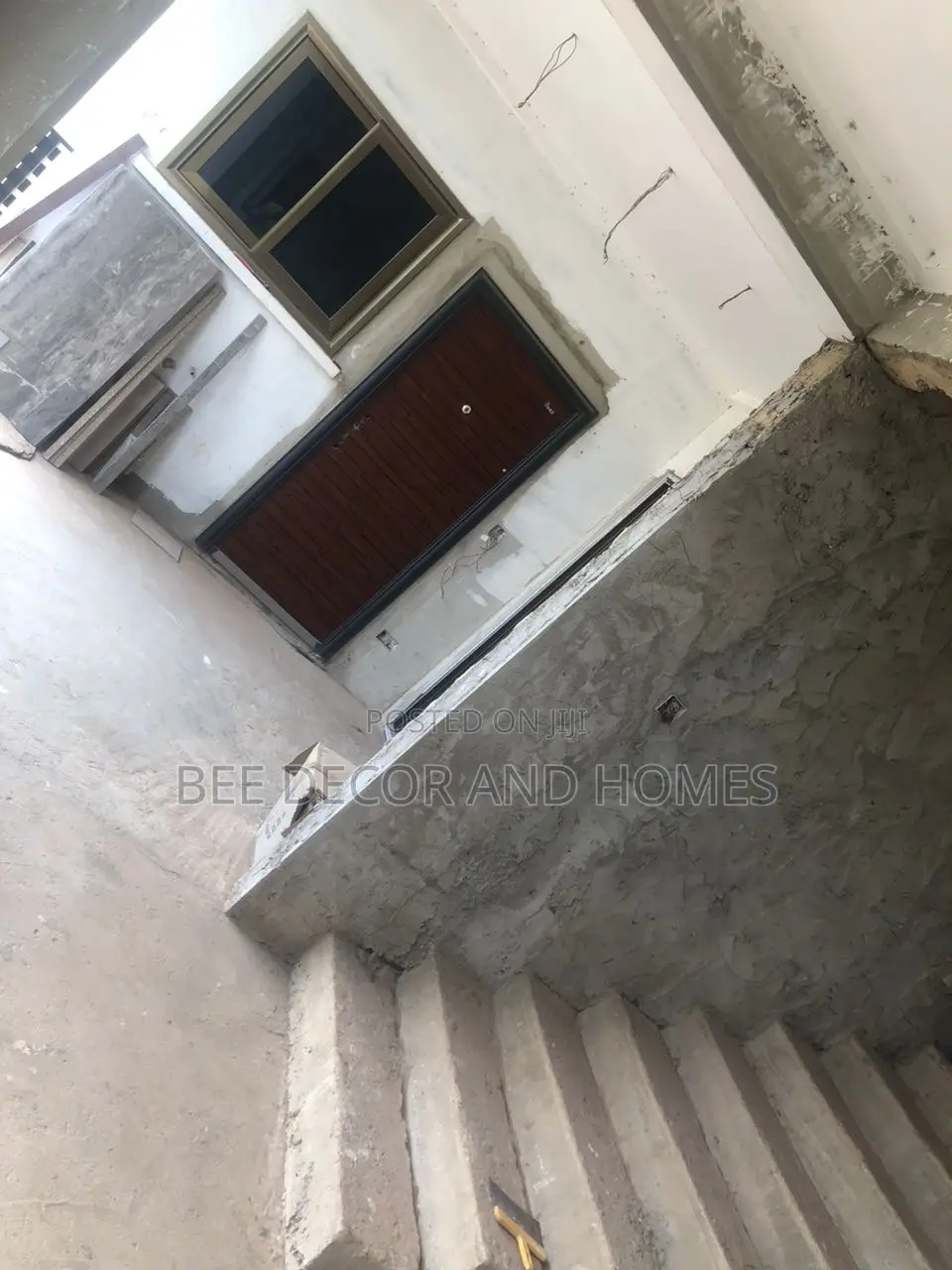 6bdrm House in Bee Decor & Homes, Adenta for sale in Adenta