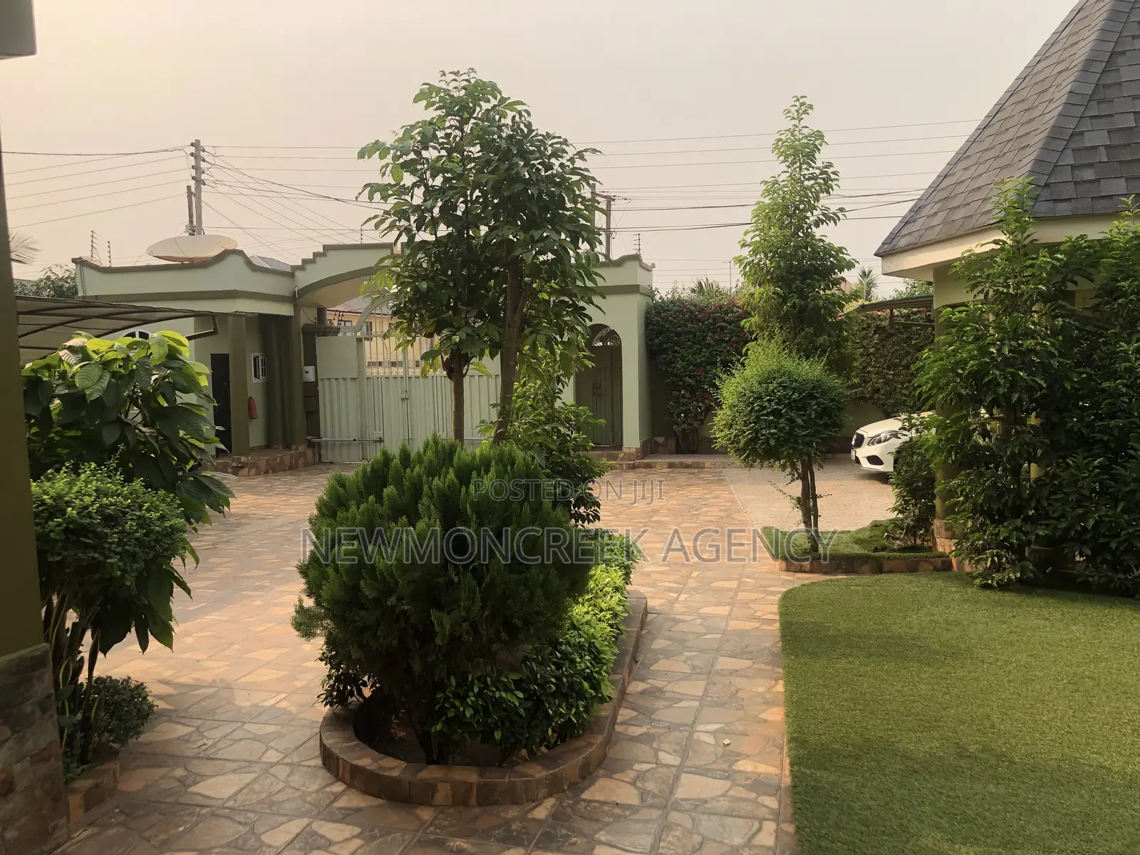 5bdrm Duplex in Oyarifa Estate, Accra Metropolitan for sale in Accra Metropolitan