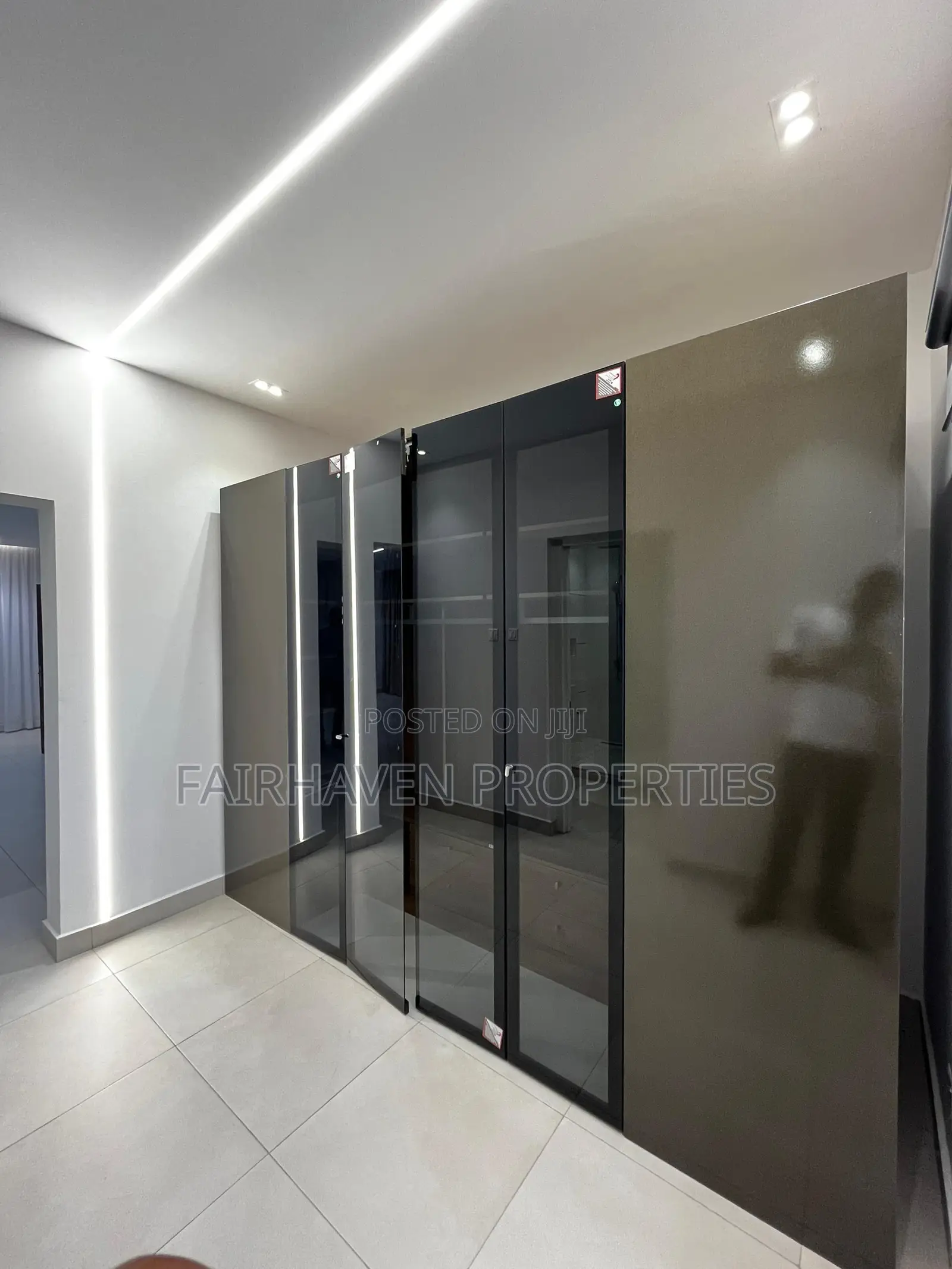 6bdrm House in Cantonment, Cantonments for sale in Cantonments