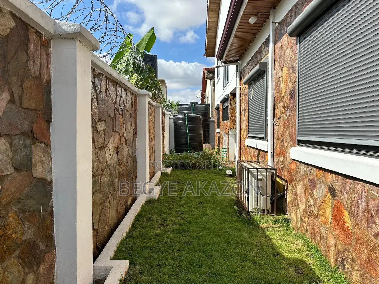 Furnished 4bdrm House in East Legon Kbk for rent in East Legon