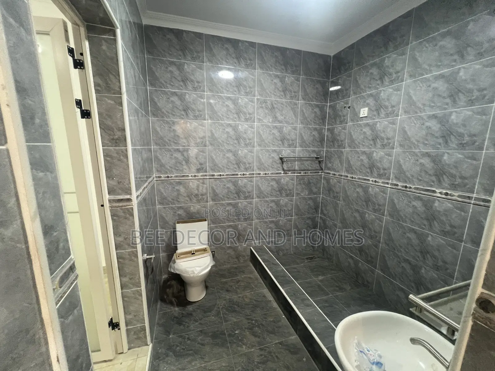 2bdrm Apartment in Bee Decor & Homes, Abokobi for rent in Abokobi