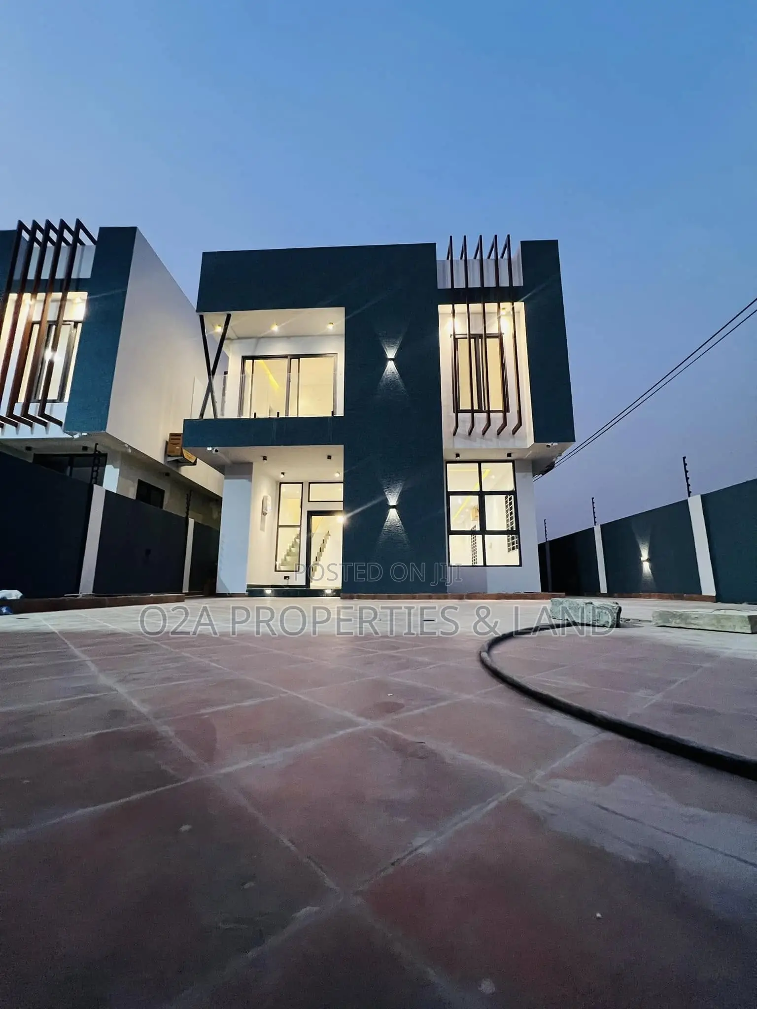 3bdrm House in Adenta Oyarifa, Ghana Flag for sale in Ghana Flag