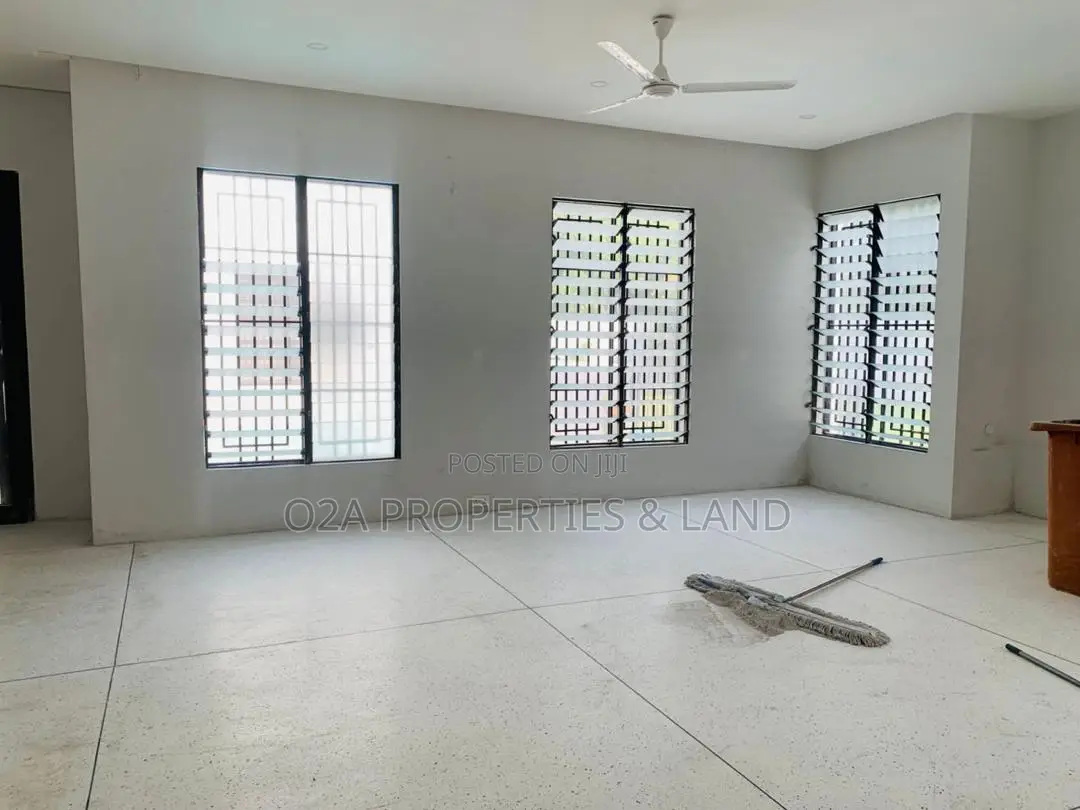 5bdrm House in Cantonments, US Embassy Area for rent in US Embassy Area