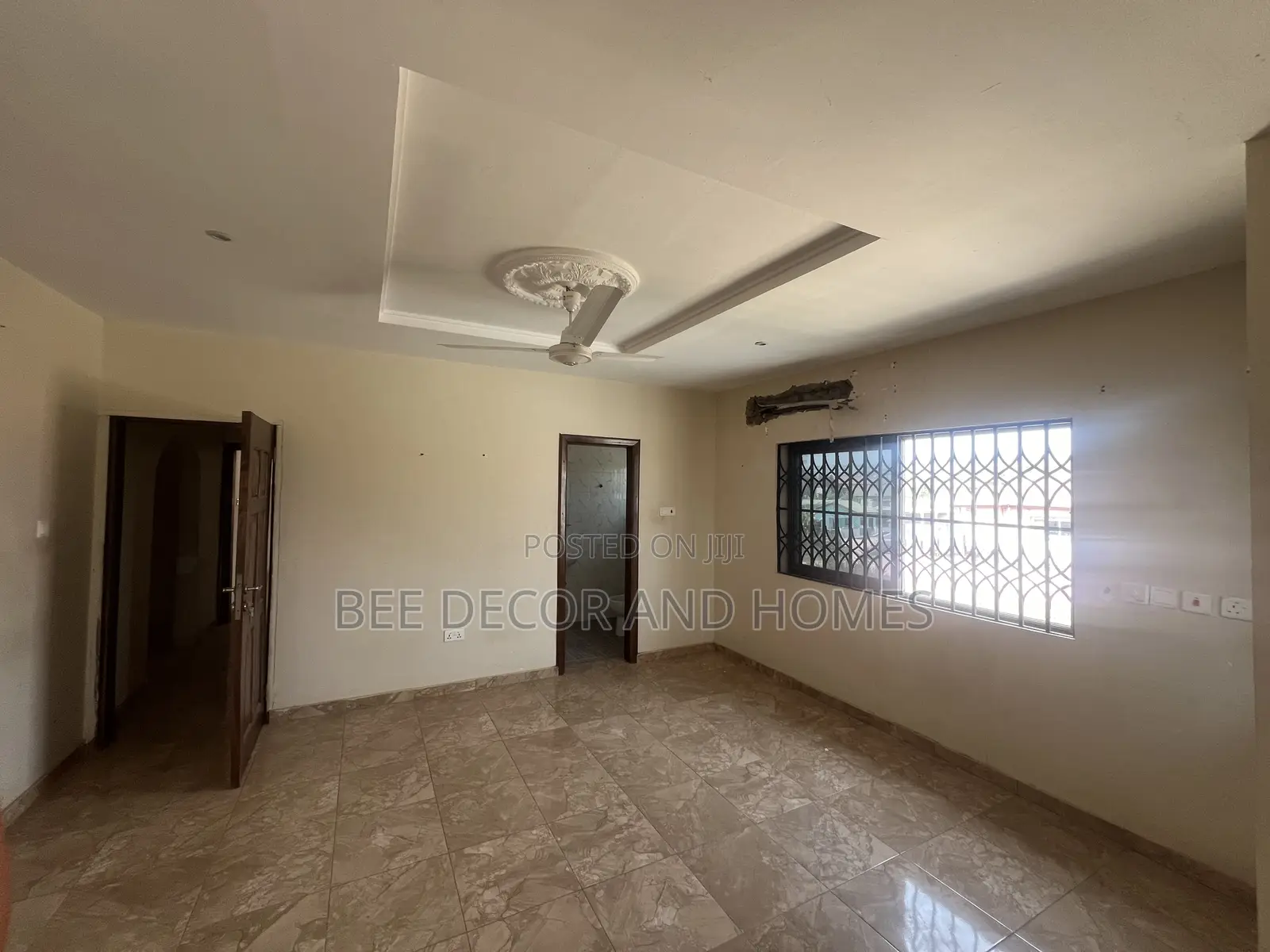 2bdrm Apartment in Bee Decor & Homes, Old Ashomang for rent in Old Ashomang