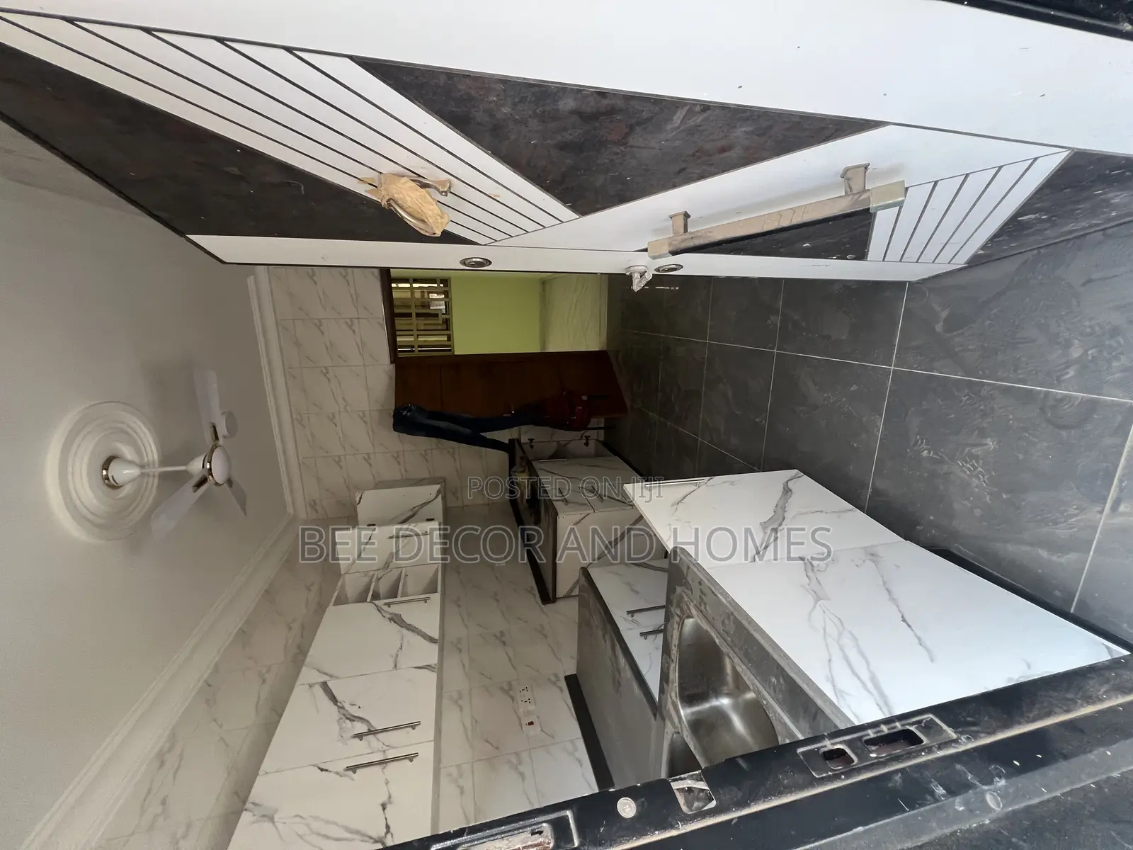 3bdrm Apartment in Bee Decor & Homes, Old Ashomang for rent in Old Ashomang