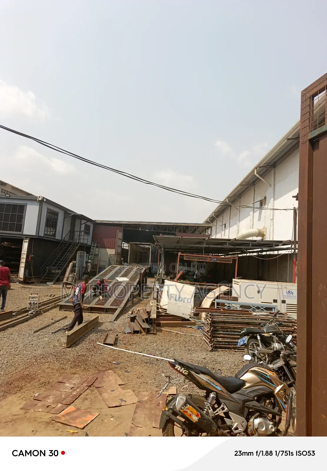 1300 SQM Warehouse for Sale in Tema in Tema Metropolitan