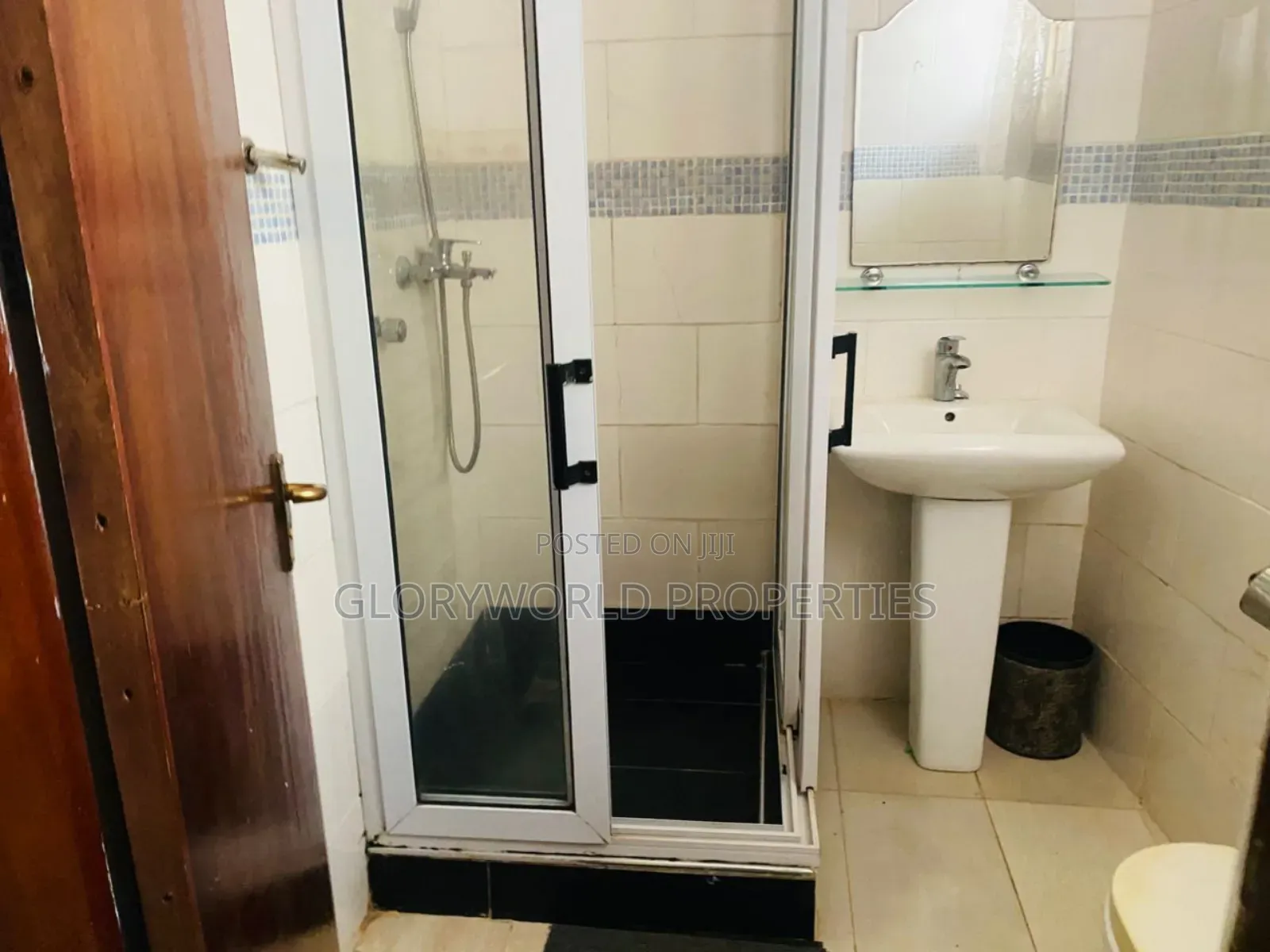 Spacious , Furnished Room at Spintex. (Ghc 550 a Day) in Spintex