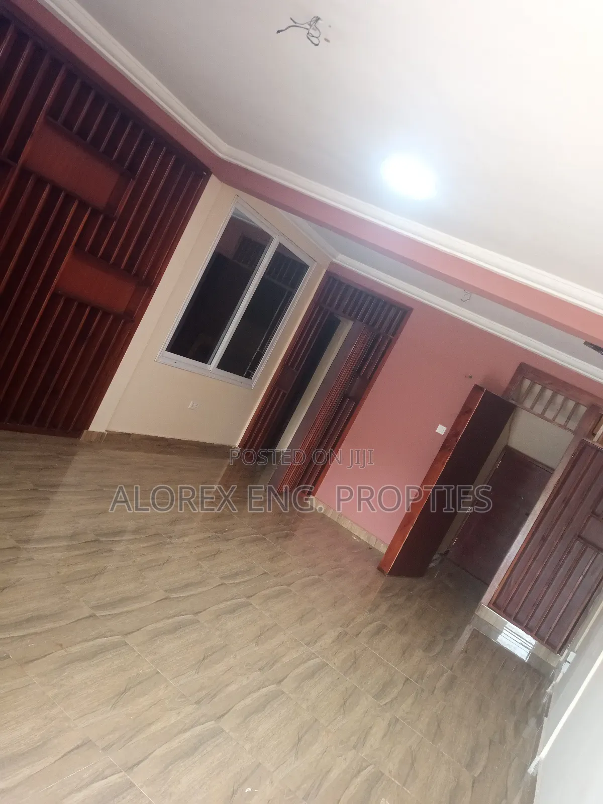 3bdrm Duplex in Teiman, Oyarifa for rent in Oyarifa