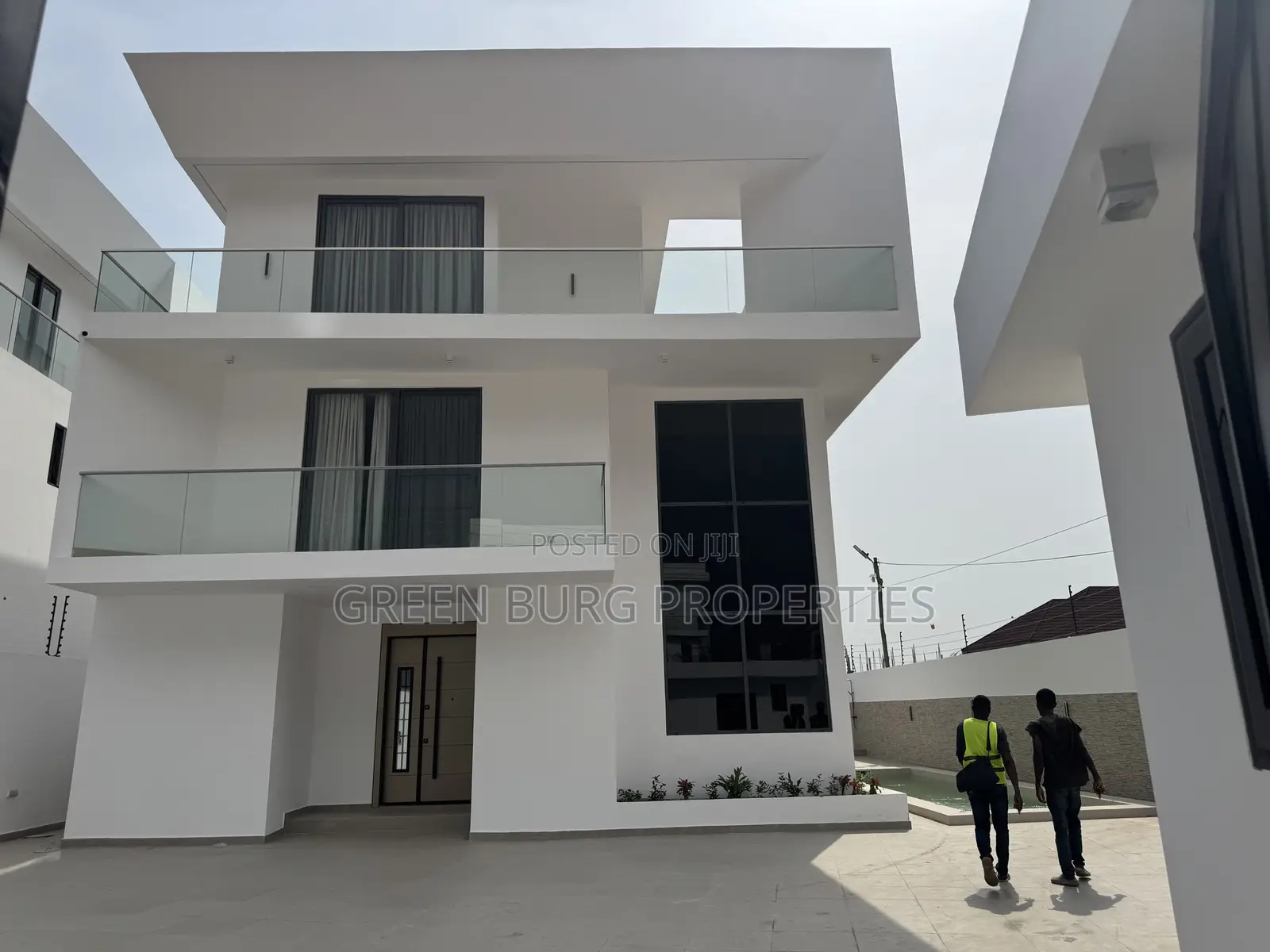 Furnished 6bdrm Mansion in Green, East Legon for sale in East Legon