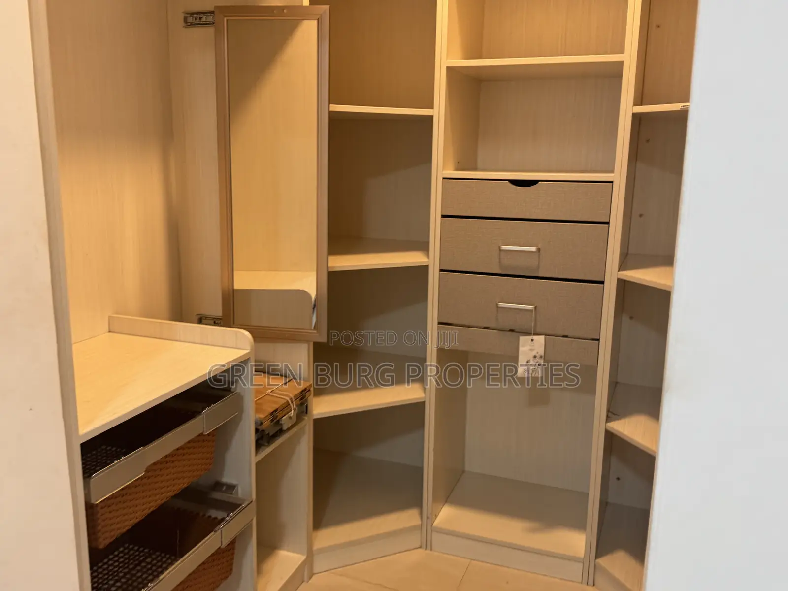 Furnished 2bdrm Apartment in East Legon for rent in East Legon